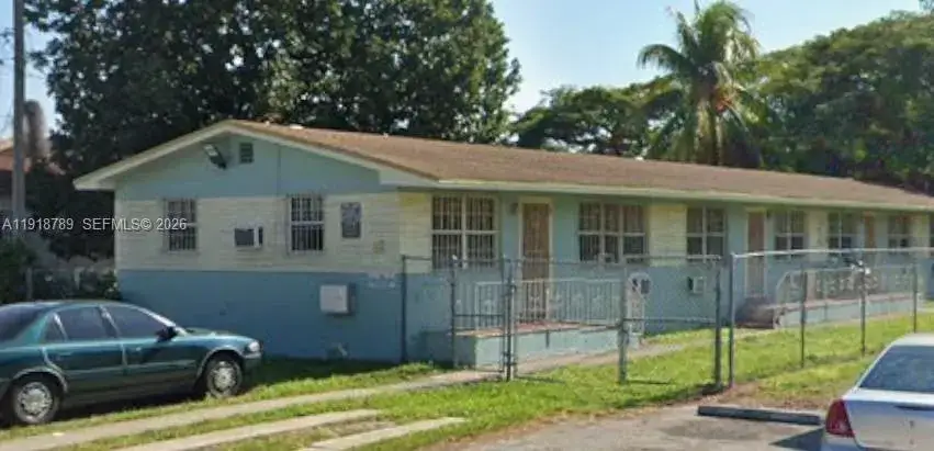 1 bedroom 1 bath Residential Lease for rent at 48 NW 77th St # 4, Miami FL 33150