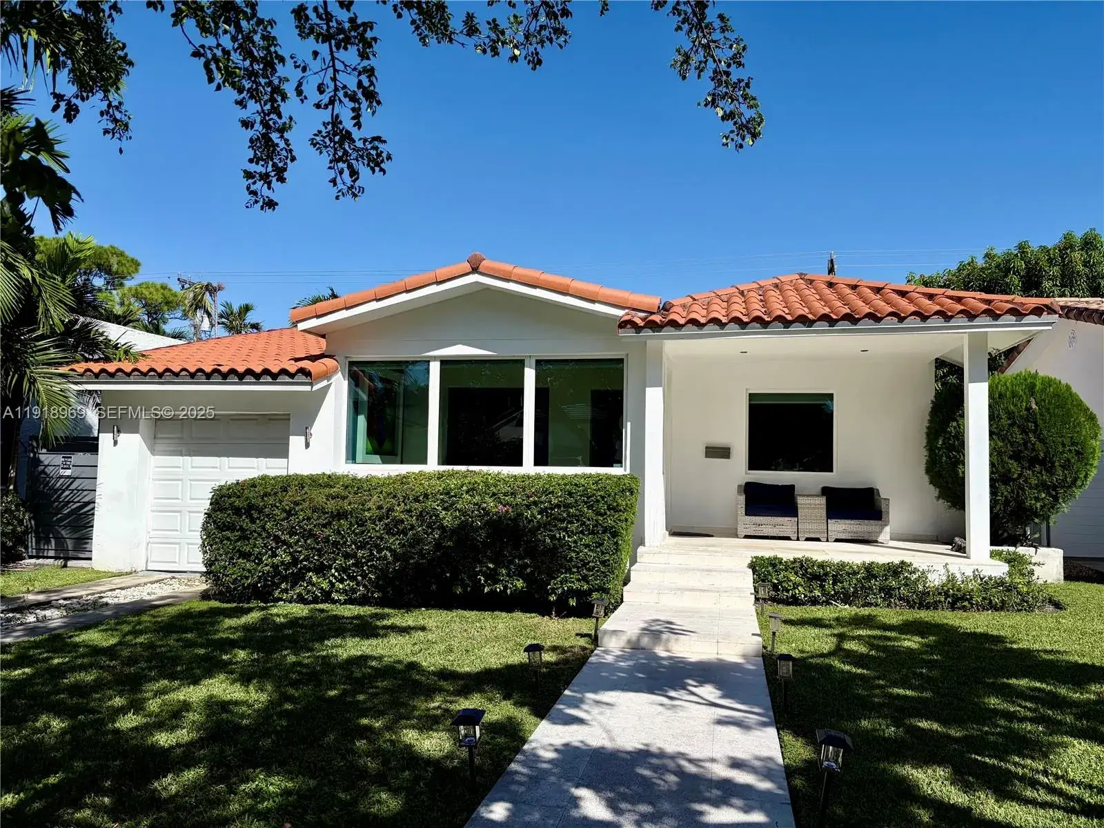 3 bedroom 1 bath Residential Lease for rent at 1435 SW 16th St, Miami FL 33145