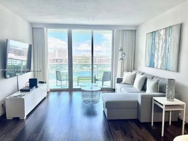 3801 S Ocean Dr # 15P, Hollywood FL 33019