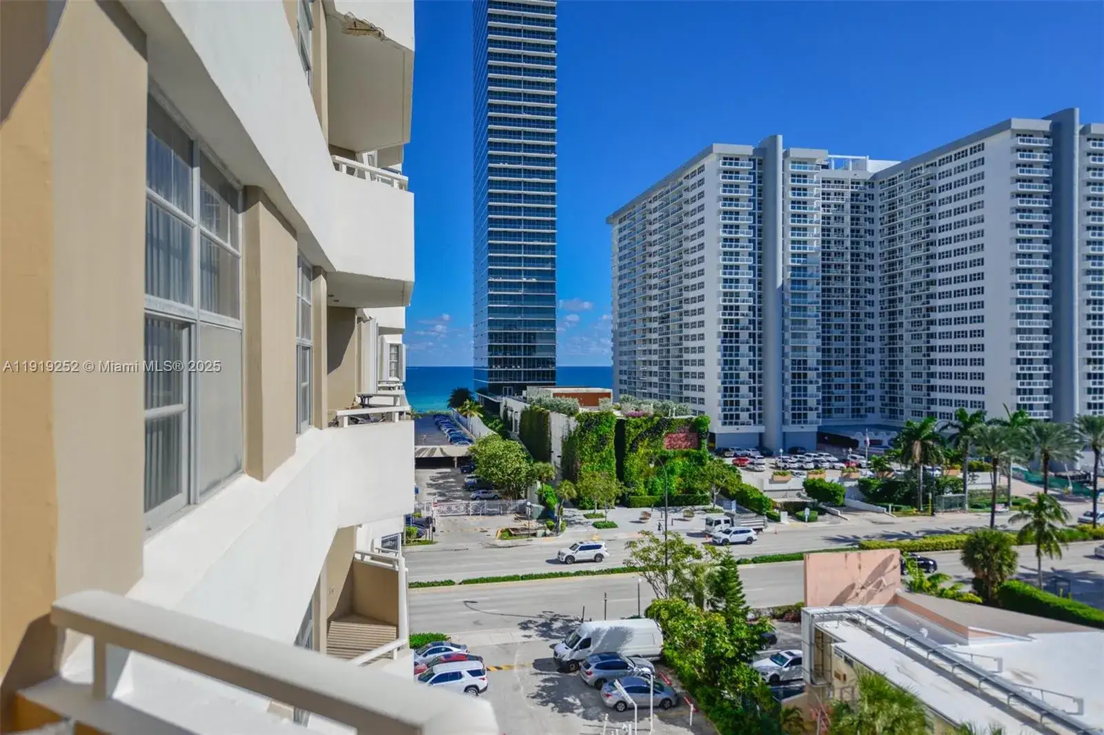 2 bedroom 2 bath Residential for sale at 1985 S Ocean Dr, Hallandale Beach FL 33009