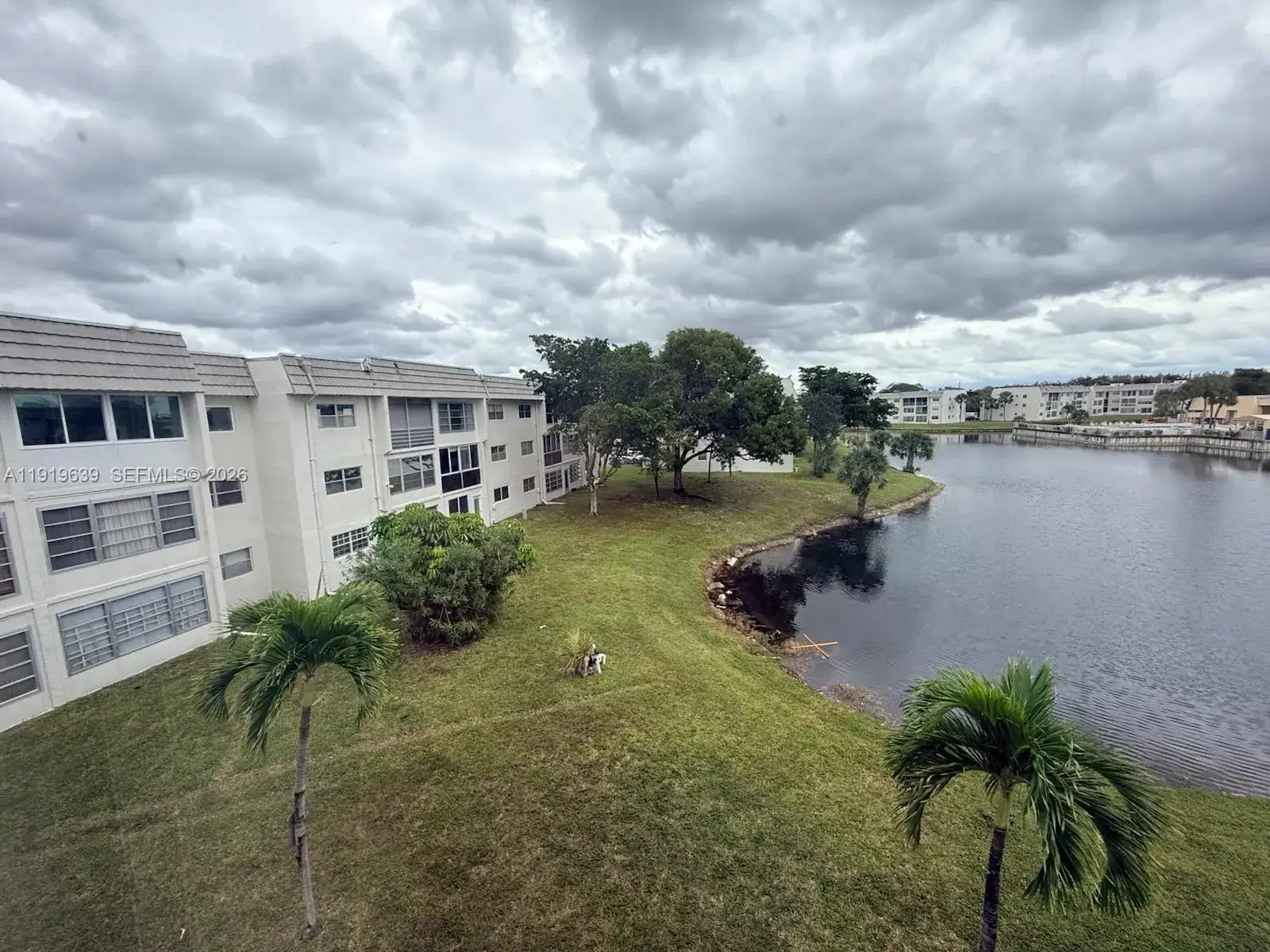 2 bedroom 2 bath Residential Lease for rent at 8220 Sunrise Lakes Blvd # 309, Sunrise FL 33322