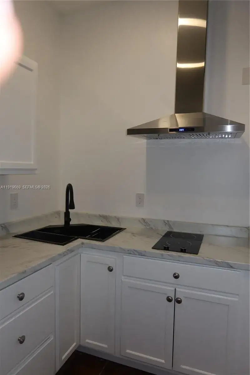 1 bedroom 1 bath Residential Lease for rent at 22905 SW 114th Pl, Miami FL 33170