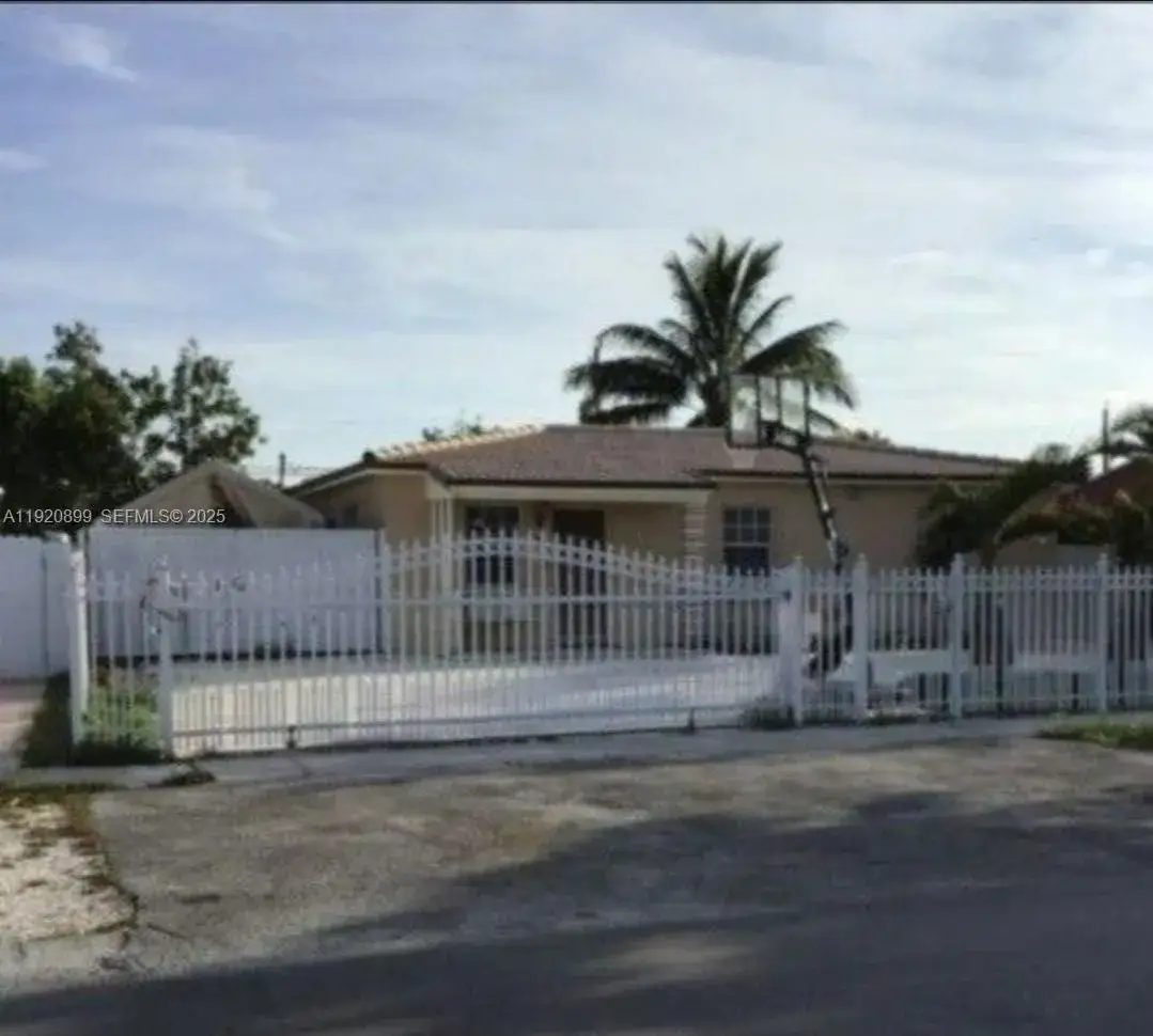 4 bedroom 3 bath Residential for sale at 621 E 39th St, Hialeah FL 33013