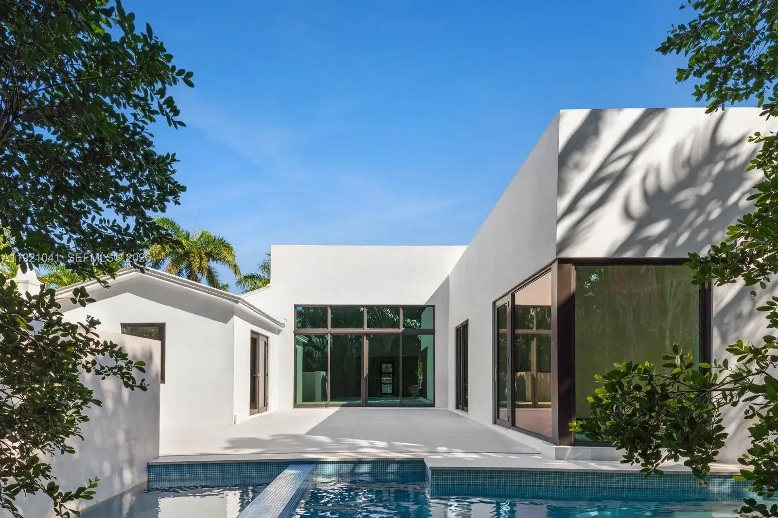4 bedroom 4 bath Residential for sale at 1520 W 22nd St, Miami Beach FL 33140