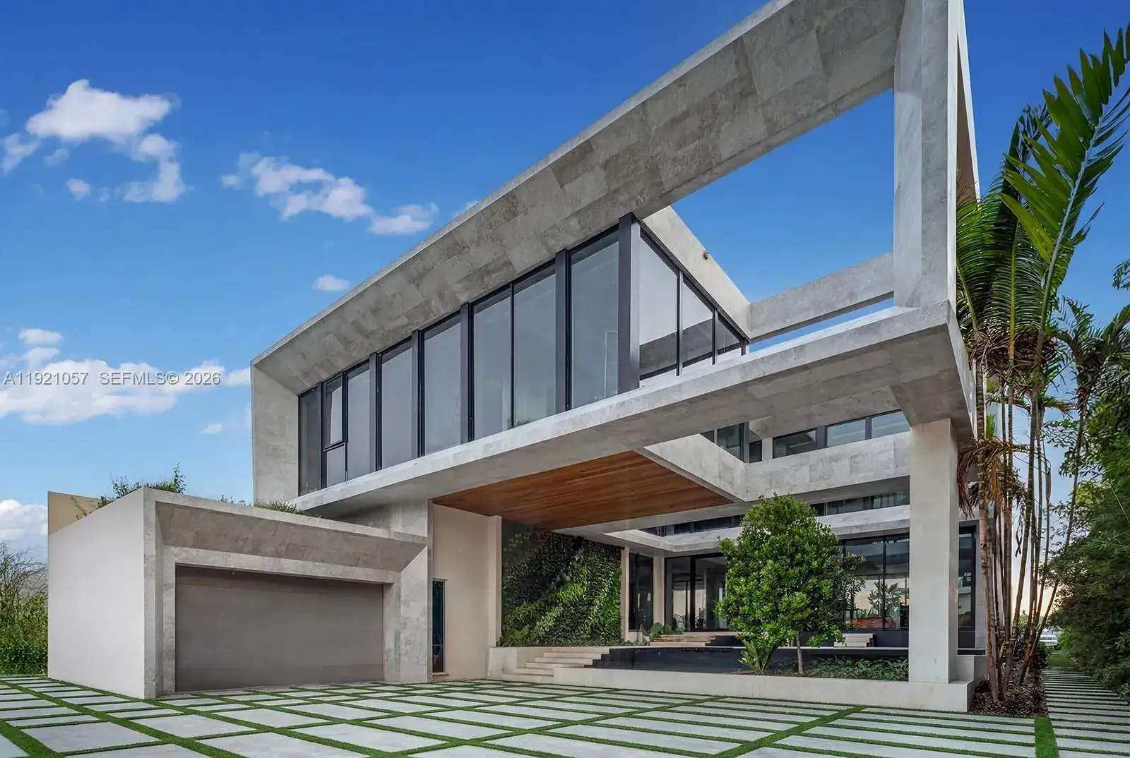 7 bedroom 6 bath Residential for sale at 360 S Hibiscus Drive, Miami Beach FL 33139