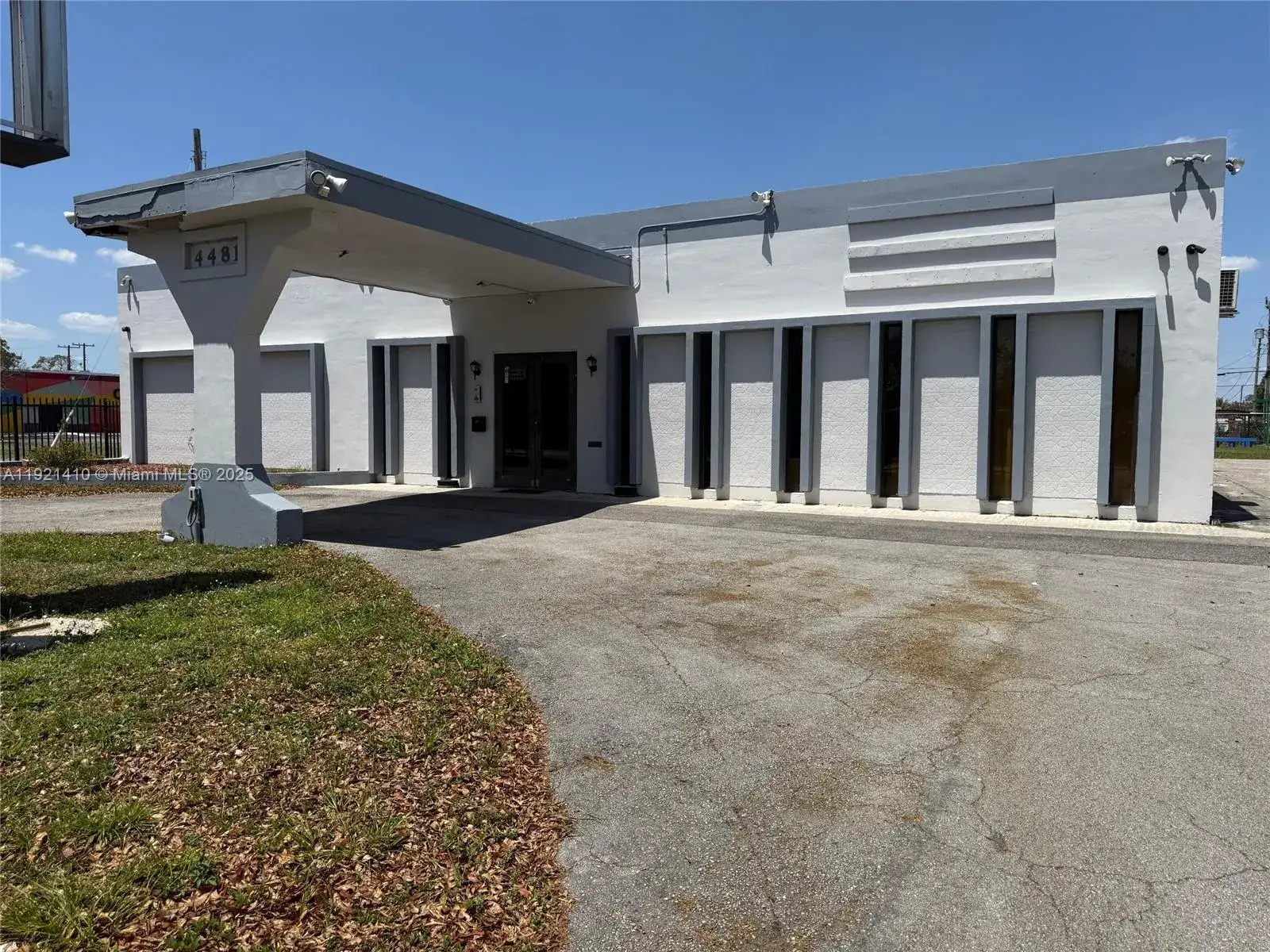 Commercial Sale for sale at 4481 NW 167th St, Miami Gardens FL 33055