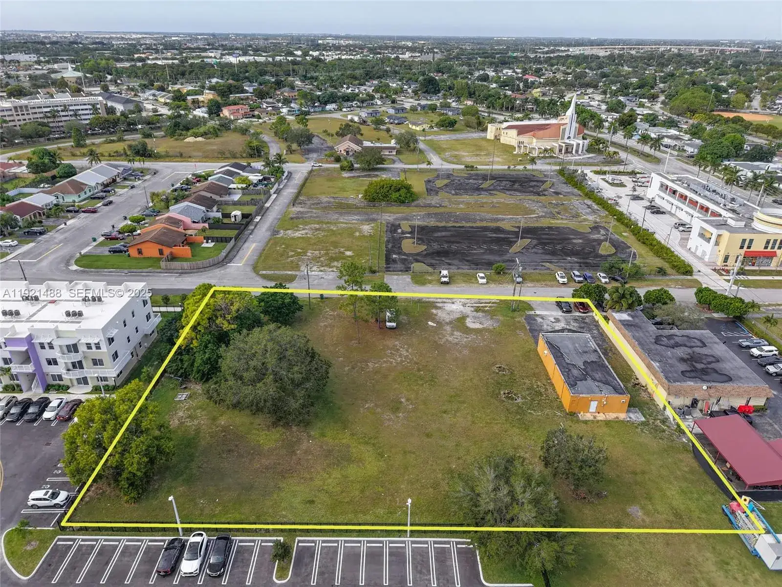 Commercial Land for sale at 14551 Carver Dr, Miami FL 33176
