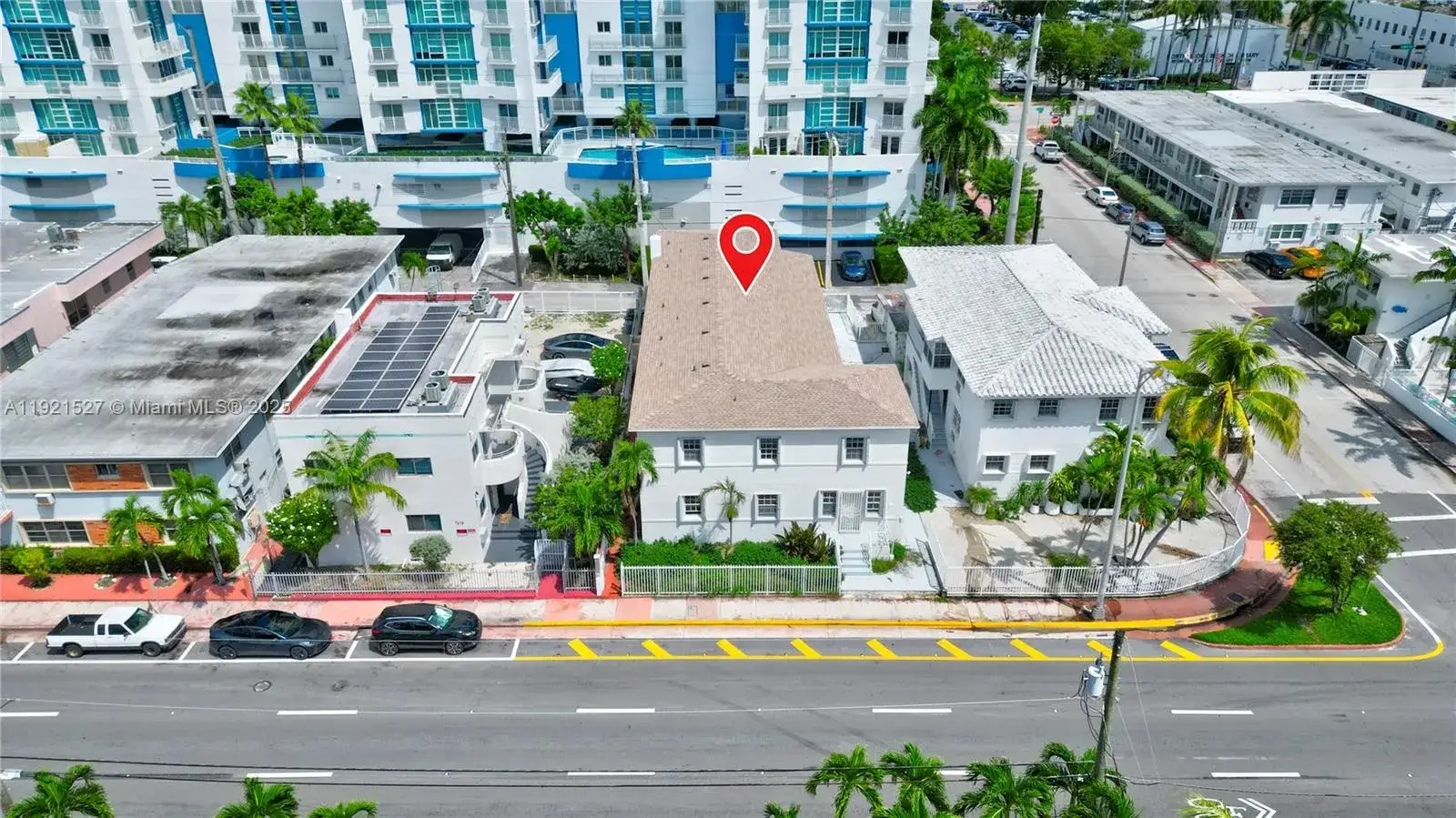 1 bedroom 2 bath Residential Lease for rent at 7611 Harding Ave # 1, Miami Beach FL 33141