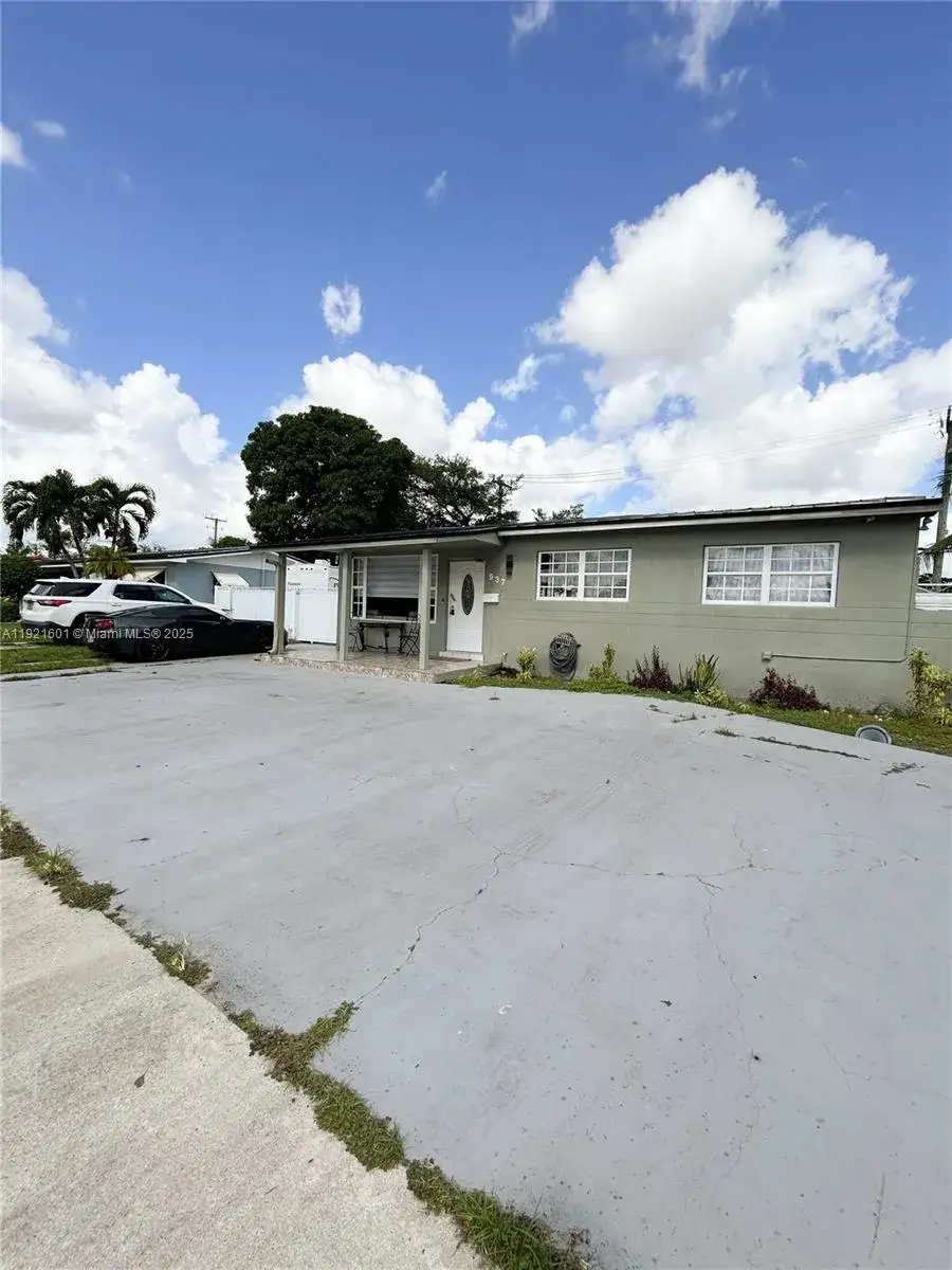 4 bedroom 3 bath Residential for sale at 937 W 48th St, Hialeah FL 33012