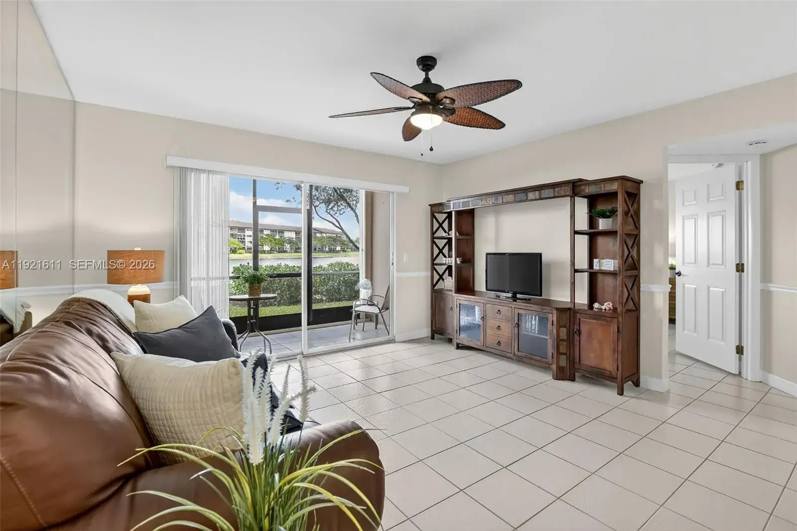 2 bedroom 2 bath Residential for sale at 13705 SW 12th St # 103B, Pembroke Pines FL 33027