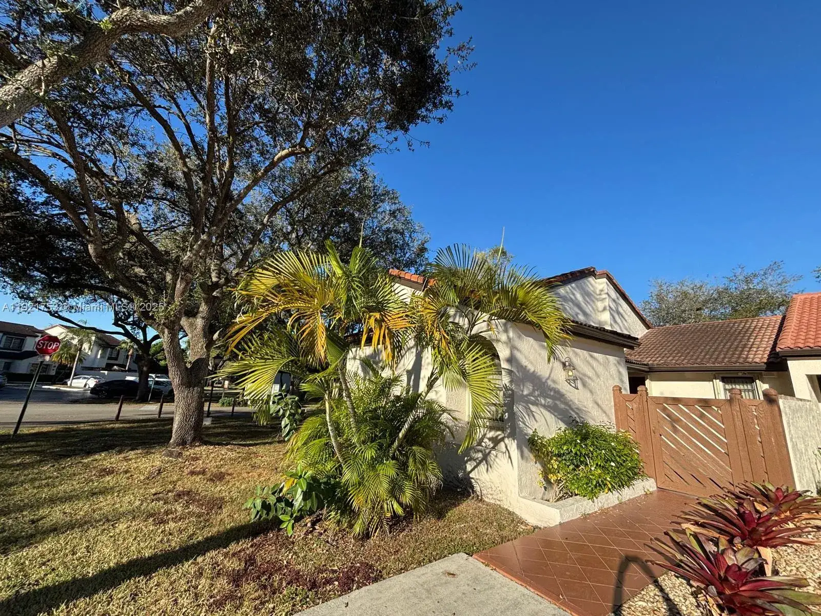 3 bedroom 2 bath Residential Lease for rent at 9211 SW 123rd Ave Ct, Miami FL 33186