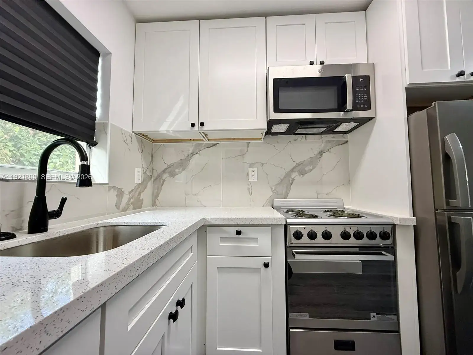 1 bedroom 1 bath Residential Lease for rent at 1845 Dixieanna St # 2, Hollywood FL 33020