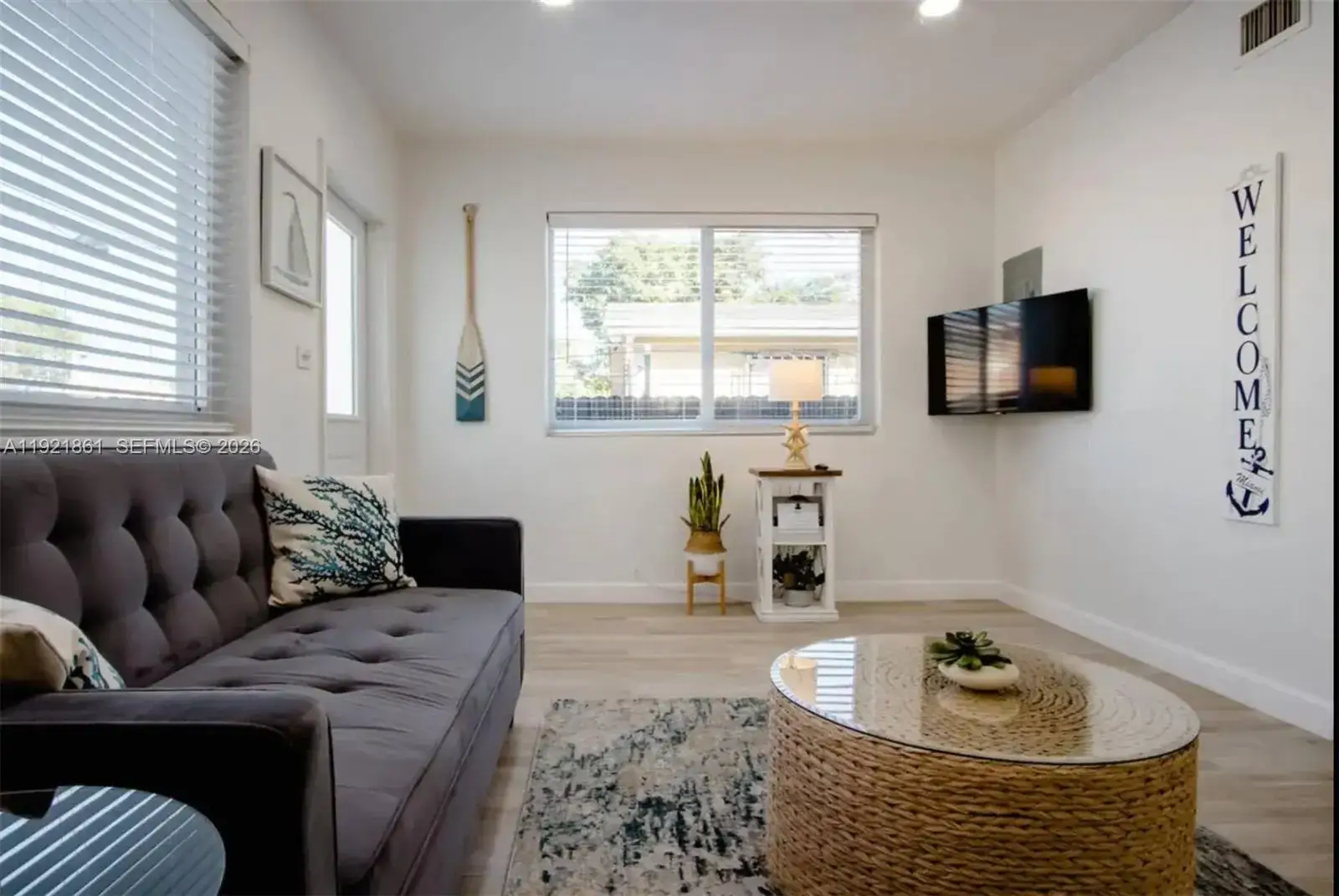 2 bedroom 1 bath Residential Lease for rent at 2160 NW 18th Ter # 2160, Miami FL 33125