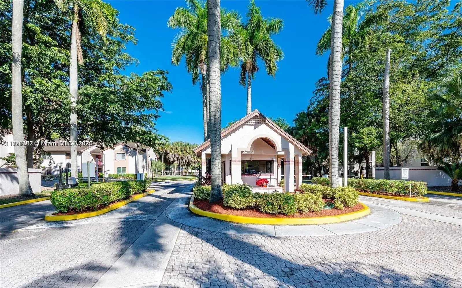 1 bedroom 1 bath Residential Lease for rent at 9446 SW 140th Ct # 9446, Miami FL 33186
