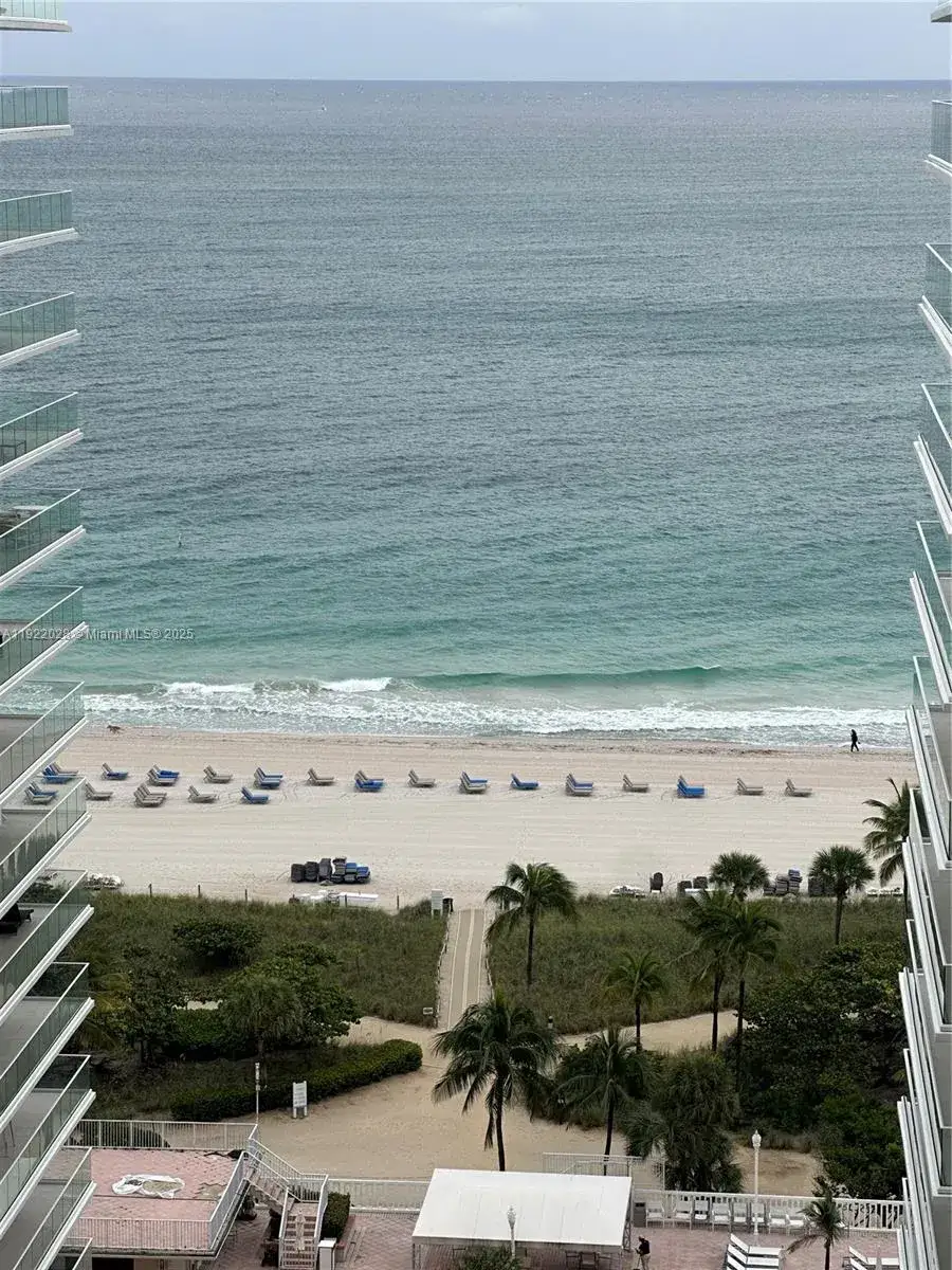 3 bedroom 2 bath Residential for sale at 9801 Collins Ave # 19P, Bal Harbour FL 33154