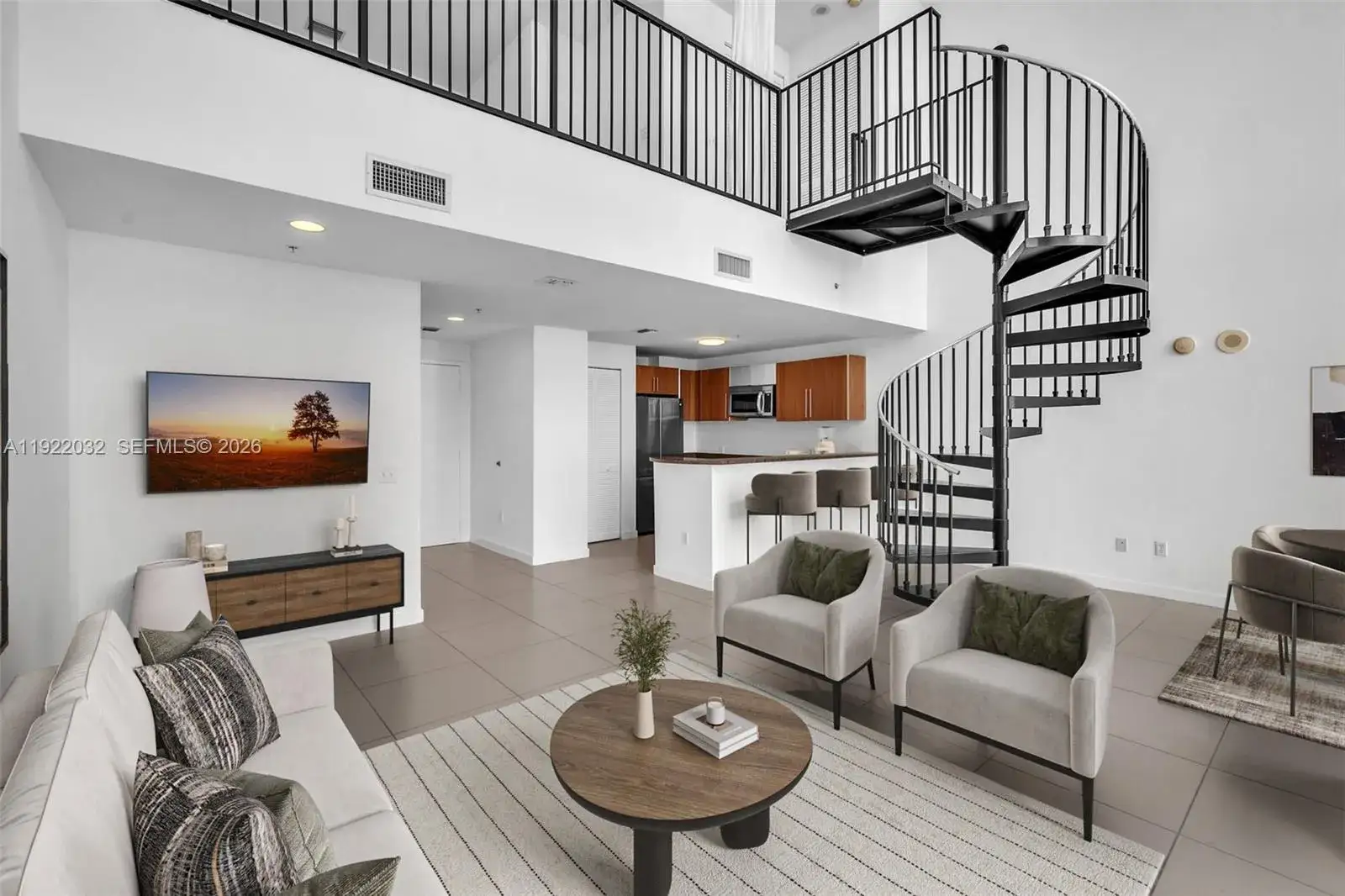 1 bedroom 2 bath Residential for sale at 300 S Biscayne Blvd # 822, Miami FL 33131