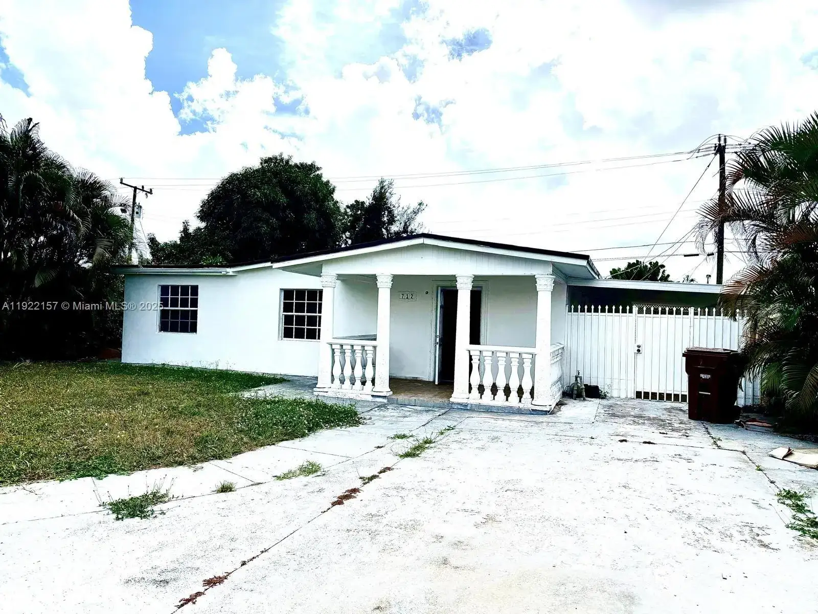 5 bedroom 2 bath Residential for sale at 712 Hialeah Dr, Hialeah FL 33010