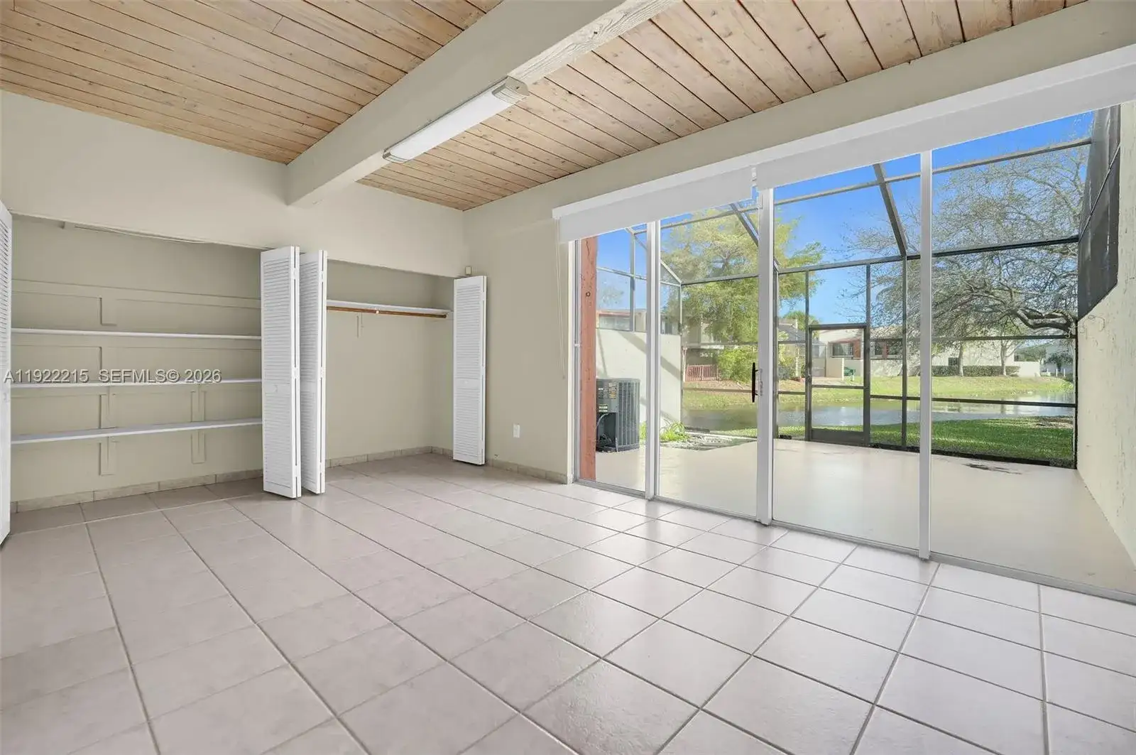 3 bedroom 2 bath Residential Lease for rent at 7601 SW 105th Ave # 7601, Miami FL 33173