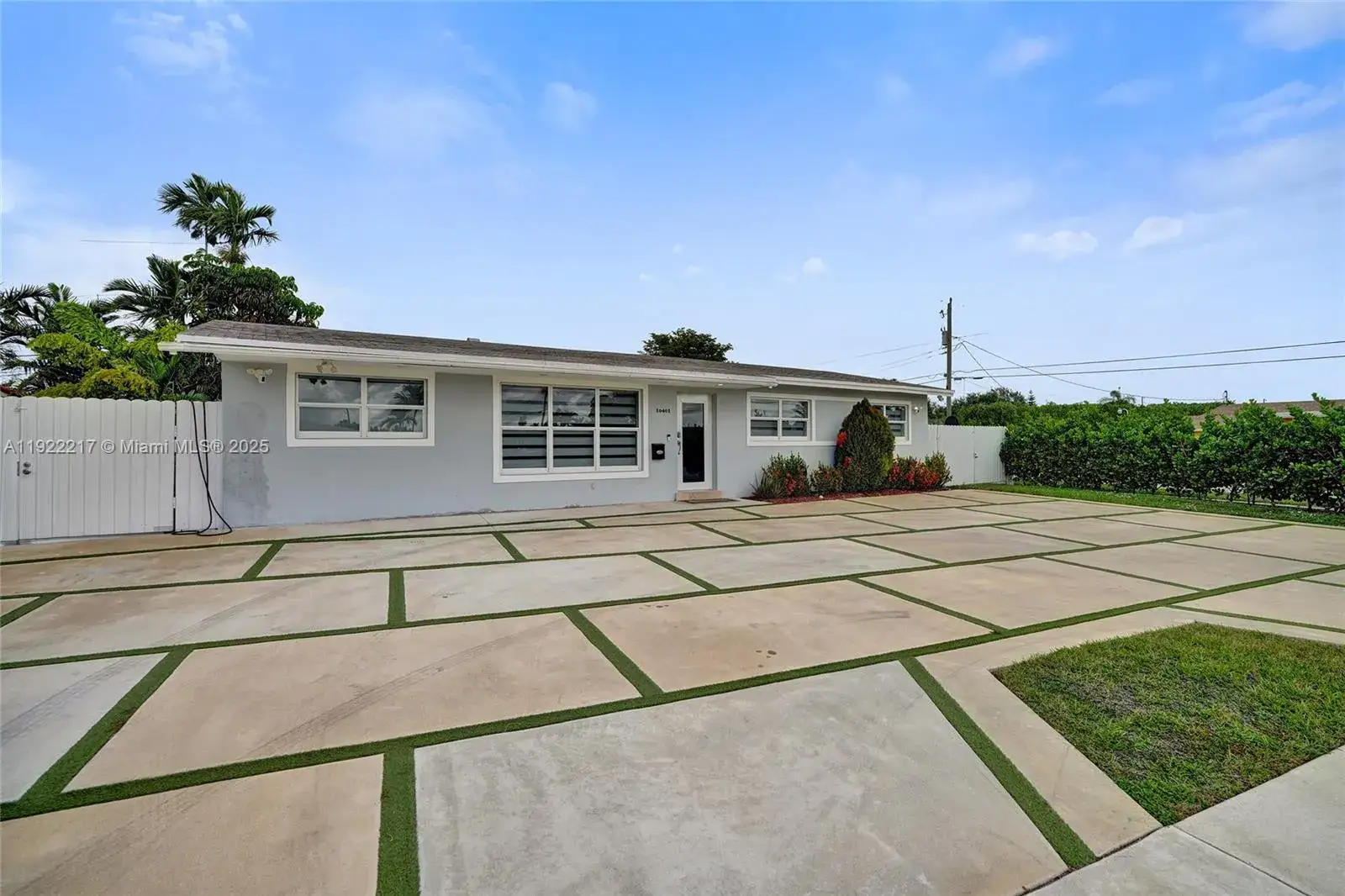 3 bedroom 2 bath Residential for sale at 10401 SW 53rd St, Miami FL 33165