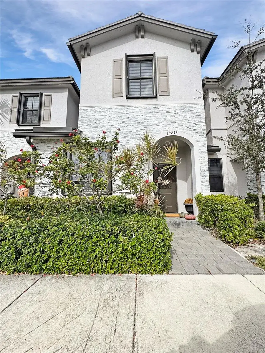 3 bedroom 2 bath Residential Lease for rent at 14813 SW 183rd Ter # 14813, Miami FL 33187