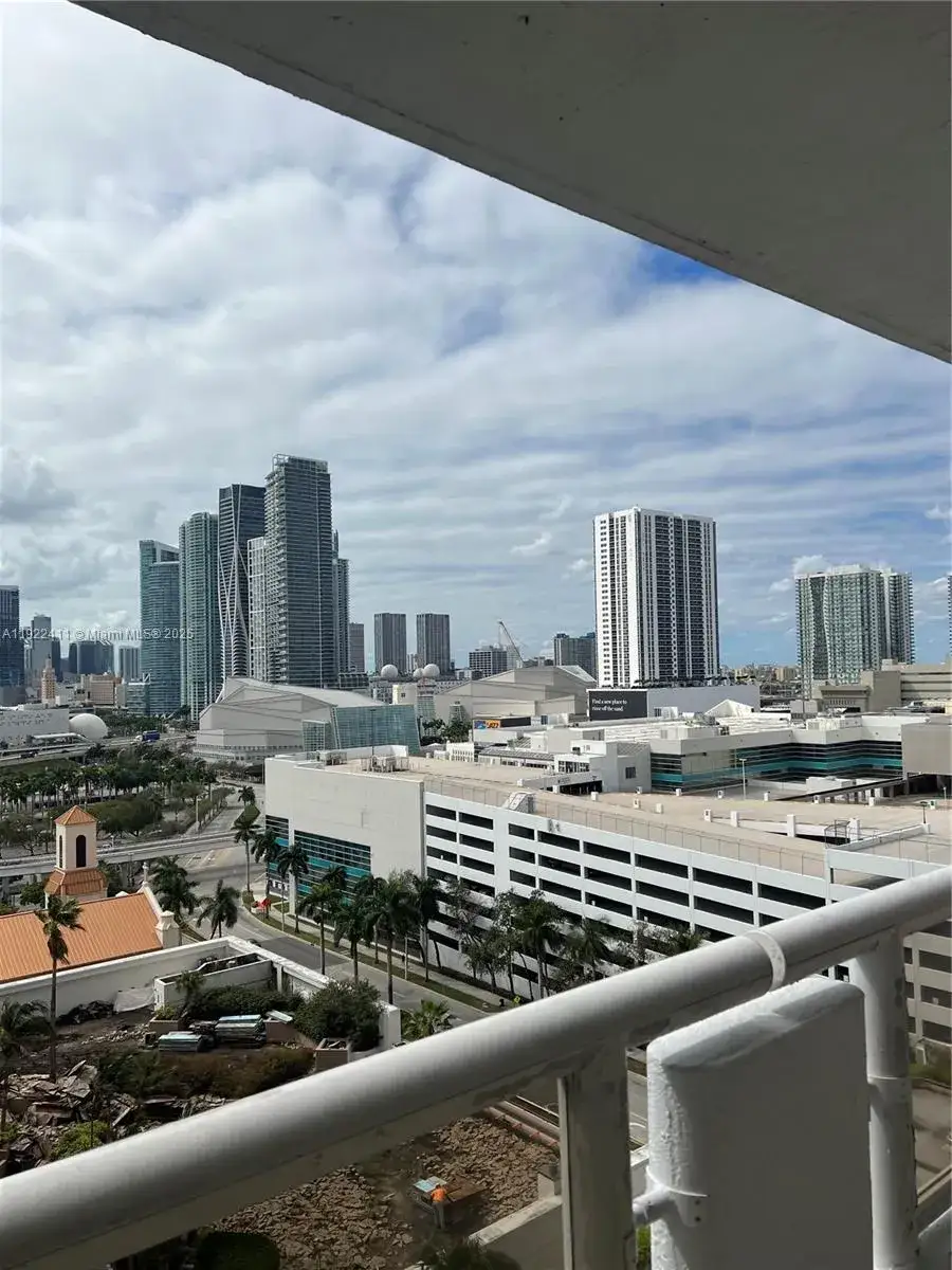 3 bedroom 3 bath Residential Lease for rent at 1717 N Bayshore Dr # 1856, Miami FL 33132