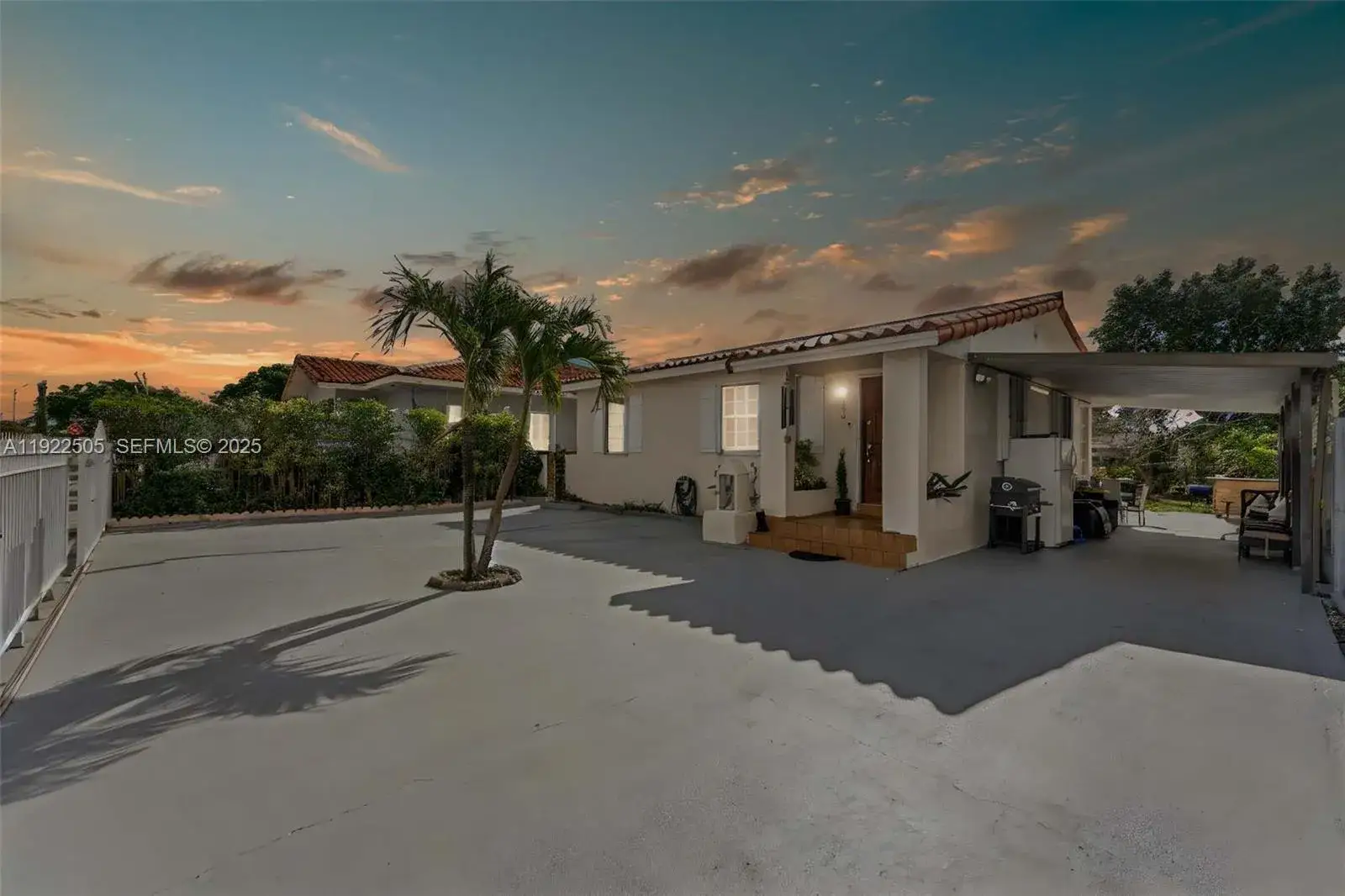 3 bedroom 2 bath Residential for sale at 166 E 15th St, Hialeah FL 33010