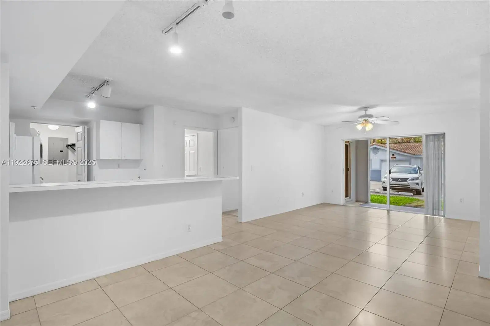 2 bedroom 2 bath Residential for sale at 2600 S University Dr # 107, Davie FL 33328