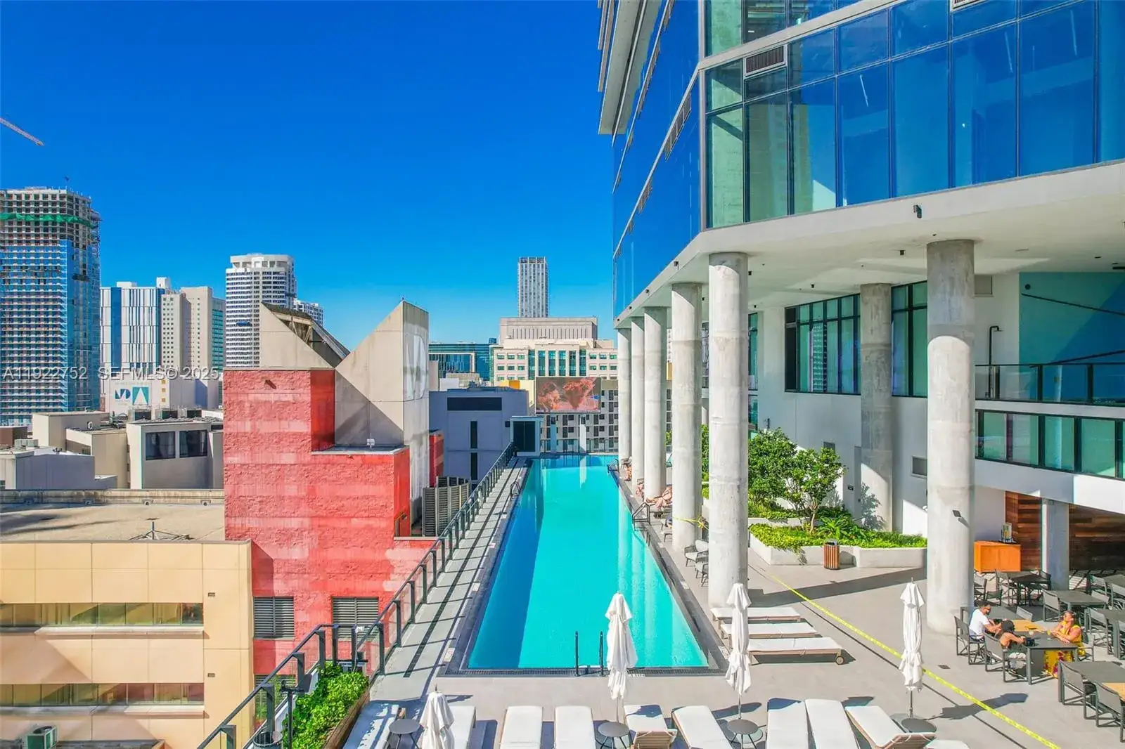 1 bedroom 1 bath Residential for sale at 398 NE 5th St # 2319, Miami FL 33132