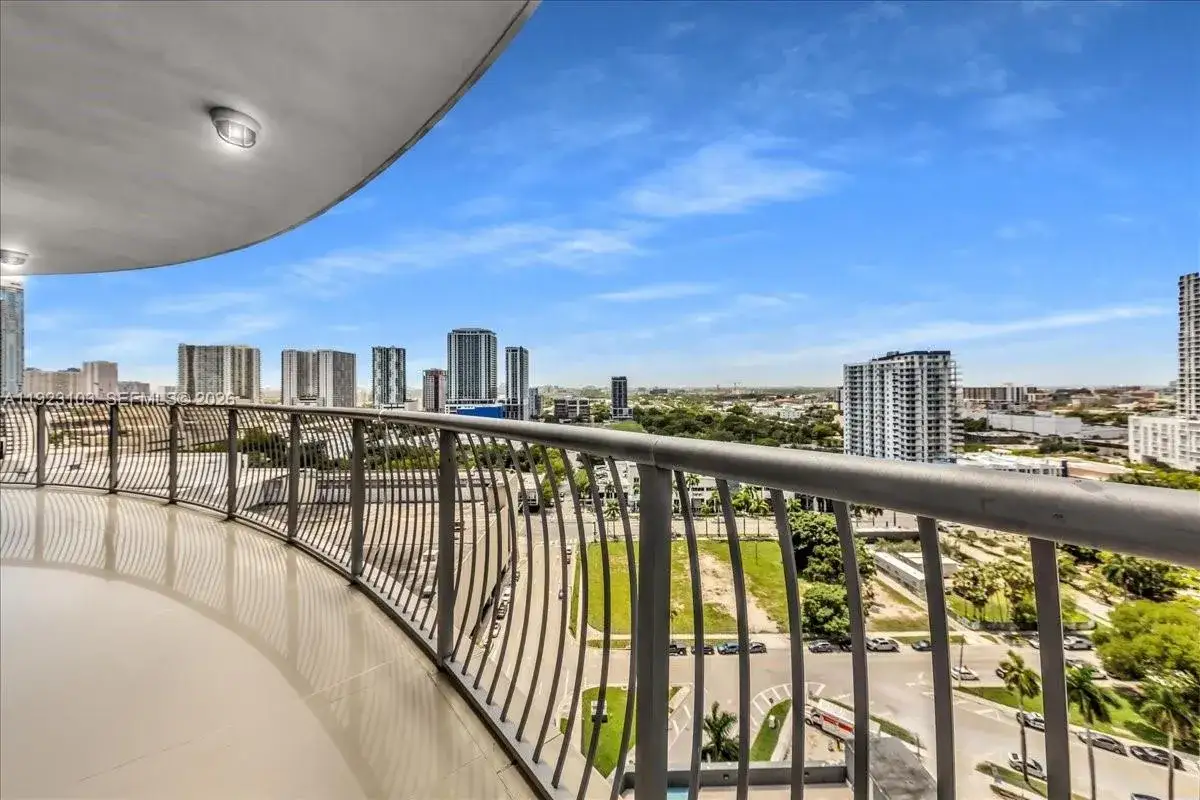2 bedroom 2 bath Residential for sale at 1750 N Bayshore Dr # 2015, Miami FL 33132