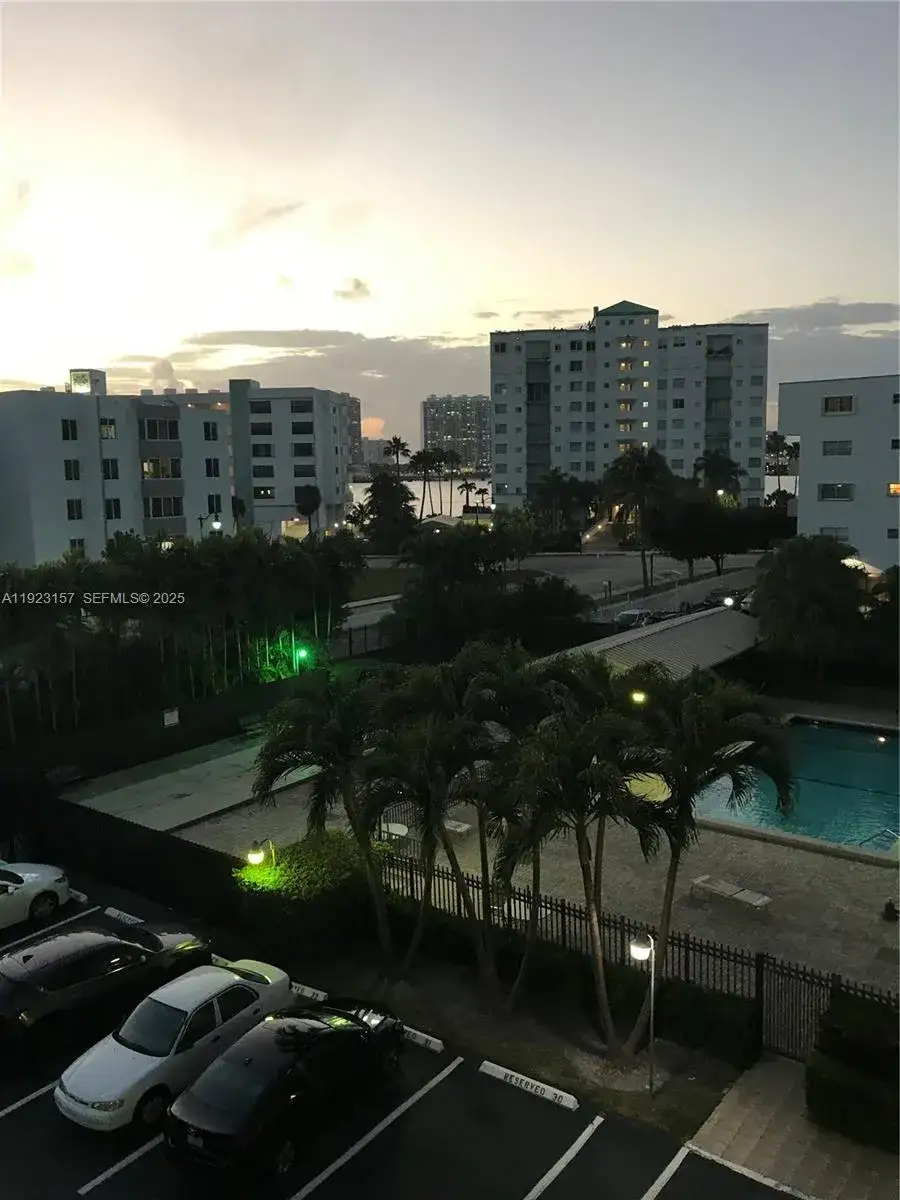 1 bedroom 1 bath Residential Lease for rent at 250 181st Dr # 311, Sunny Isles Beach FL 33160