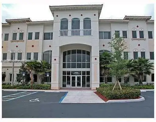 Commercial Sale for sale at 2893 Executive Park Dr # 104, Weston FL 33331