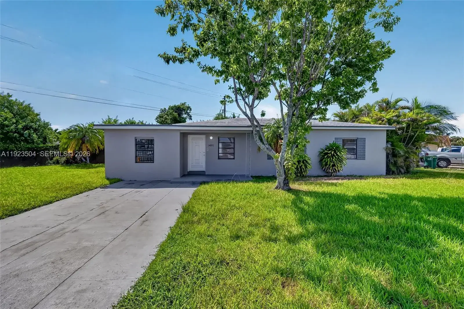 3 bedroom 1 bath Residential for sale at 14801 Lincoln Blvd, Miami FL 33176