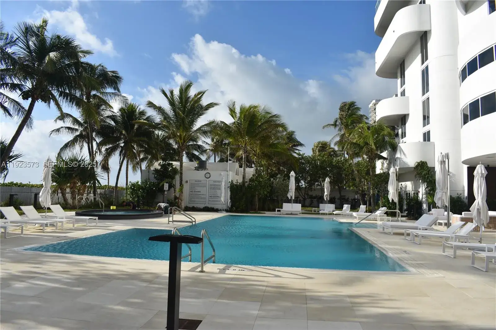 2 bedroom 2 bath Residential Lease for rent at 6365 Collins Ave # 3804, Miami Beach FL 33141