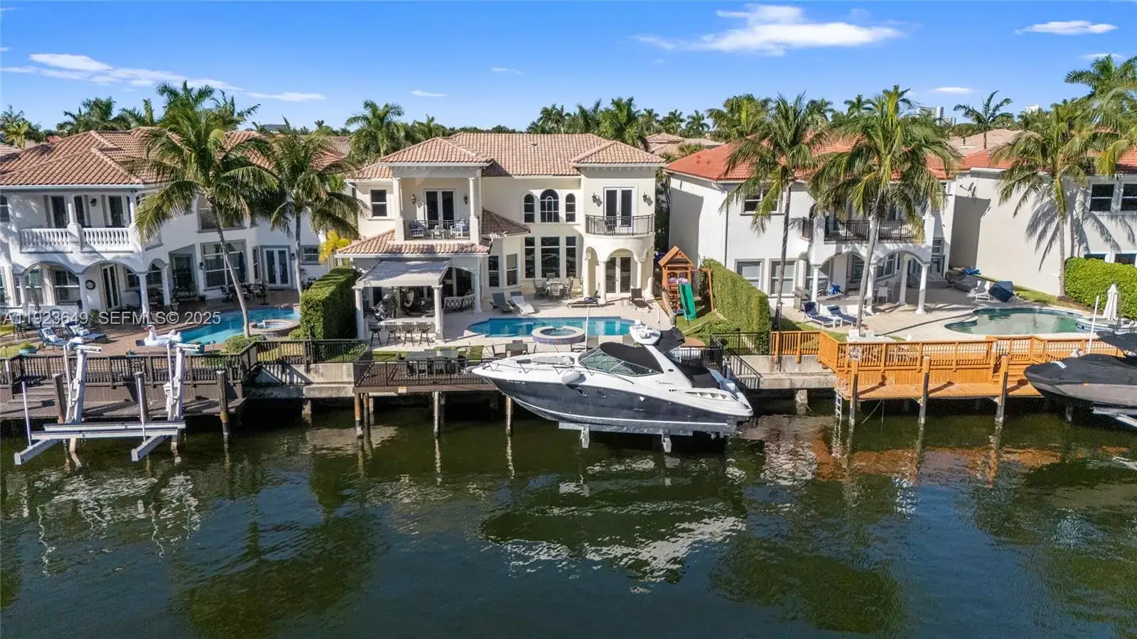 5 bedroom 6 bath Residential for sale at 1555 Windjammer Way, Hollywood FL 33019