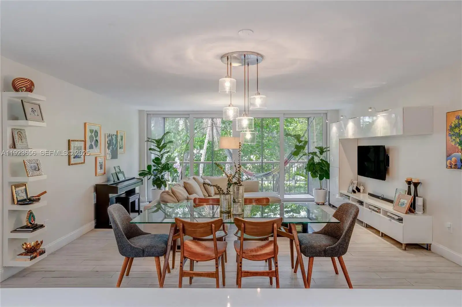 3 bedroom 2 bath Residential for sale at 55 Ocean Lane Dr # 2033, Key Biscayne FL 33149