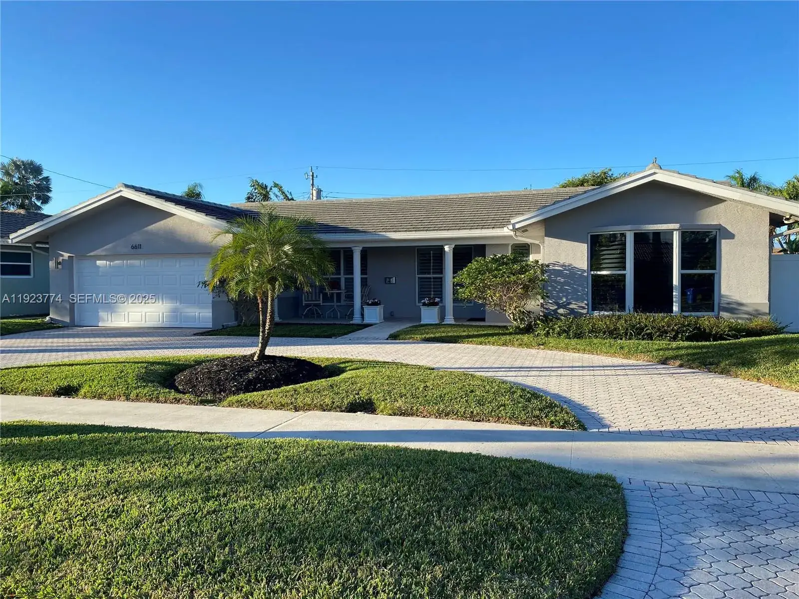 3 bedroom 3 bath Residential for sale at 6611 NE 21st Ln, Fort Lauderdale FL 33308