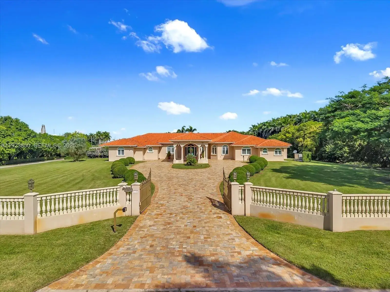 5 bedroom 6 bath Residential for sale at 18611 SW 122nd St, Miami FL 33196