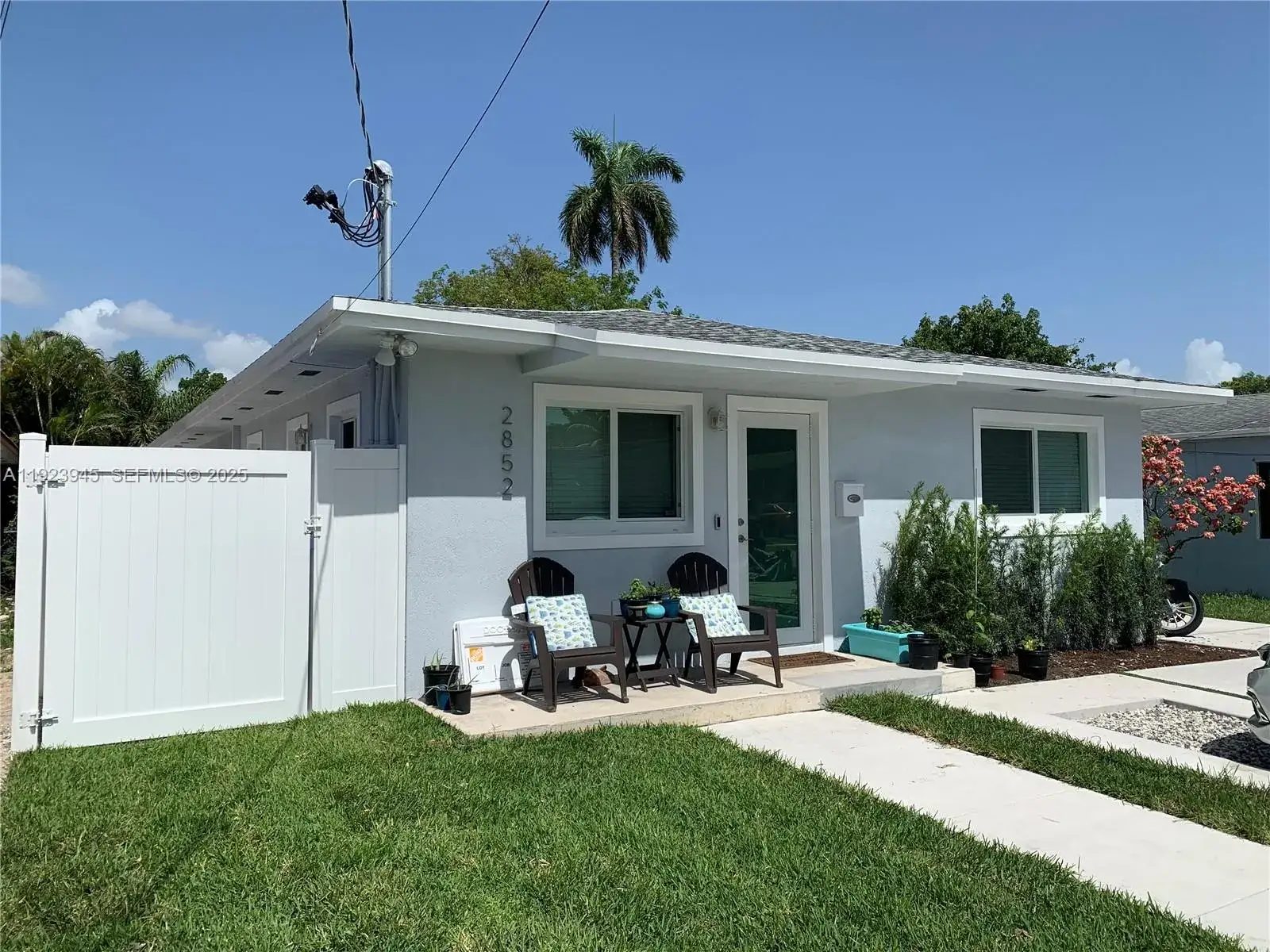 2 bedroom 1 bath Residential Lease for rent at 2852 SW 36th Ave # 2852, Miami FL 33133