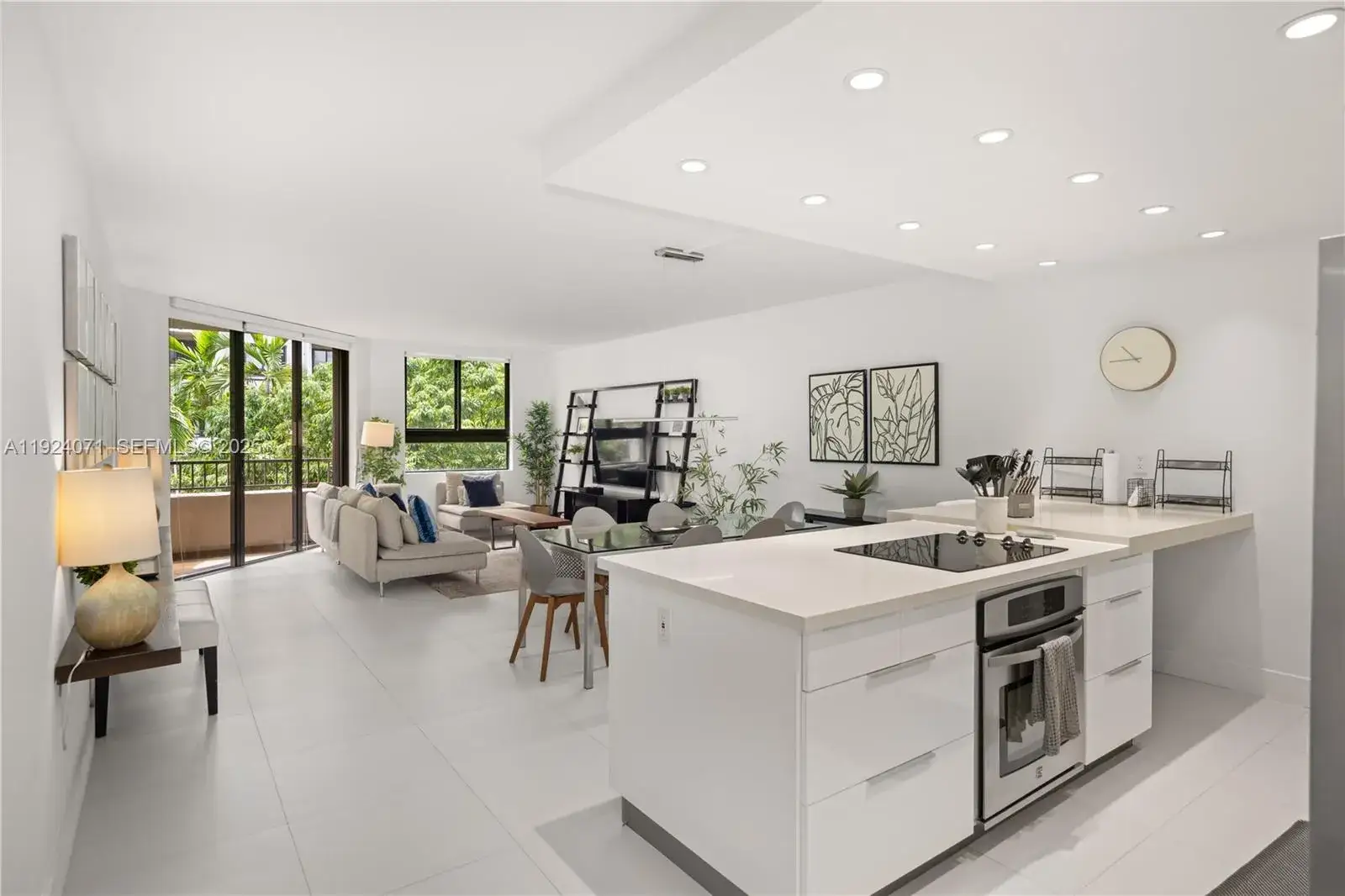 3 bedroom 2 bath Residential for sale at 101 Crandon Blvd # 379, Key Biscayne FL 33149