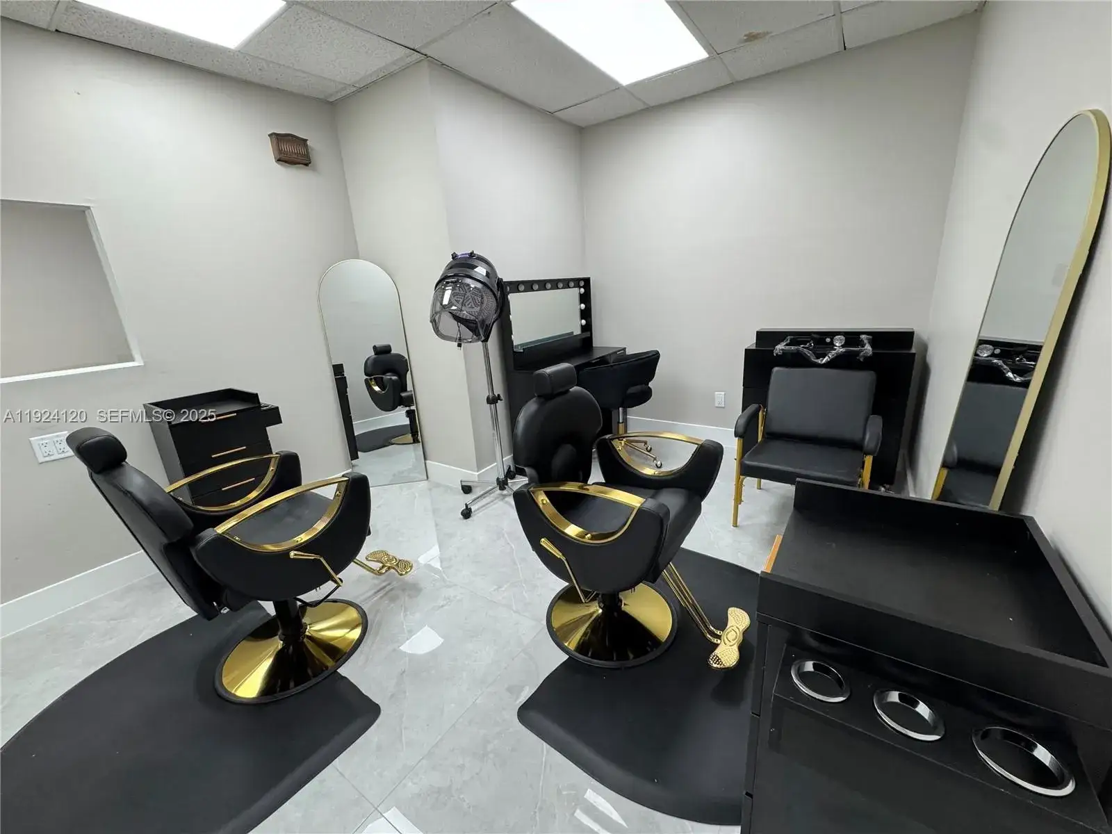 Commercial Sale for sale at 646 NW 183rd Street, Miami Gardens FL 33169