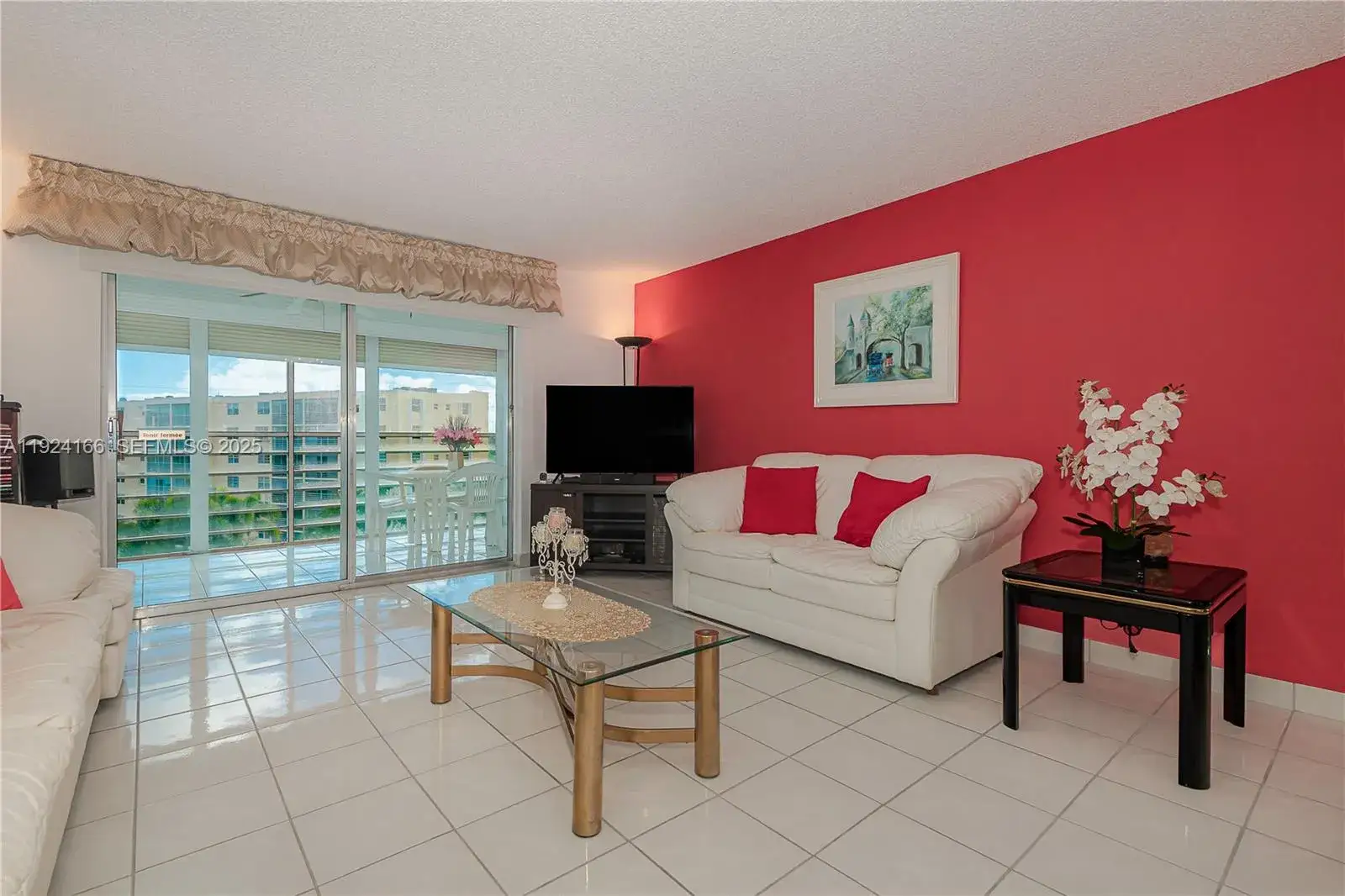 2 bedroom 2 bath Residential for sale at 401 SE 3rd St # 507, Dania Beach FL 33004