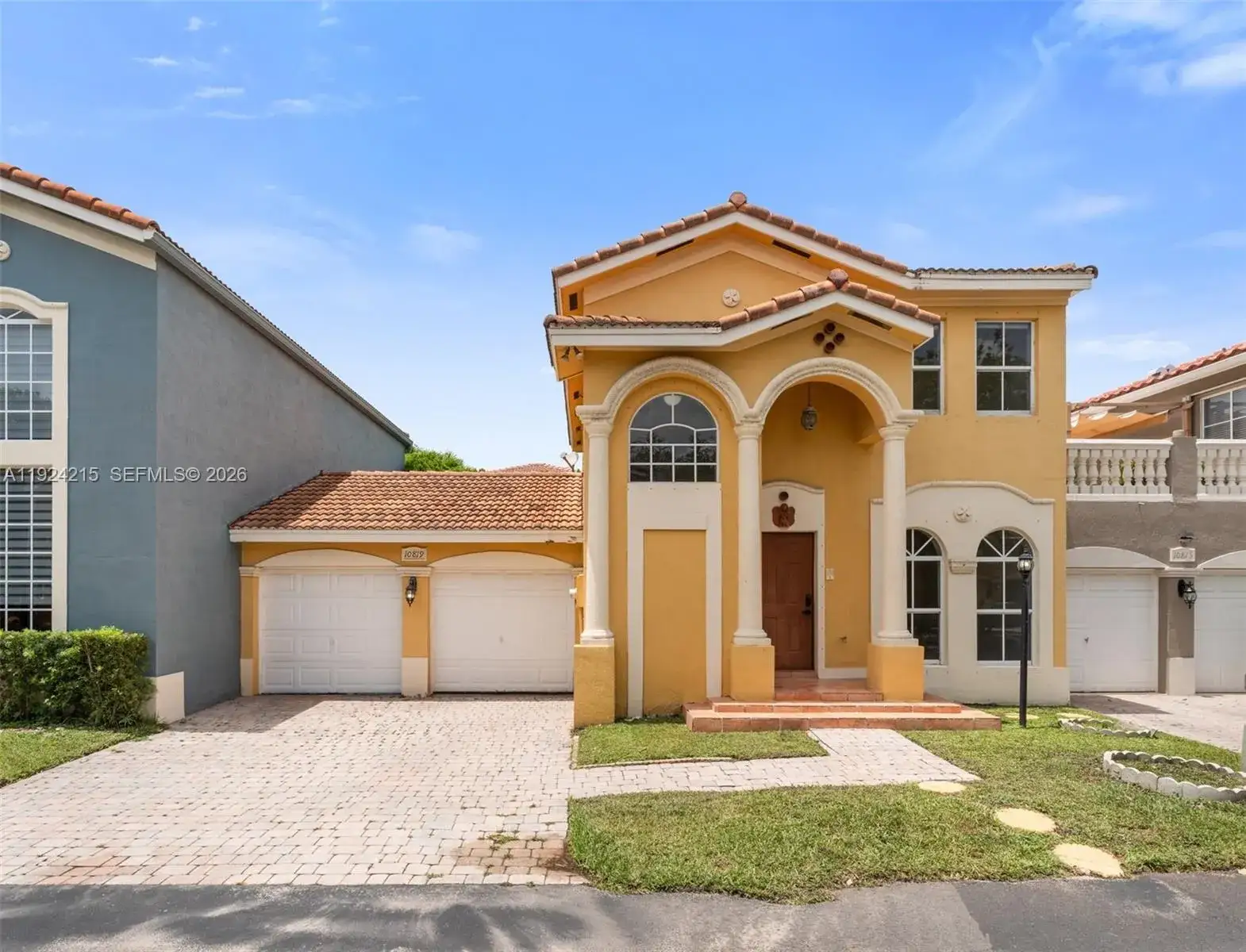 3 bedroom 2 bath Residential for sale at 10819 NW 51st Ln, Doral FL 33178