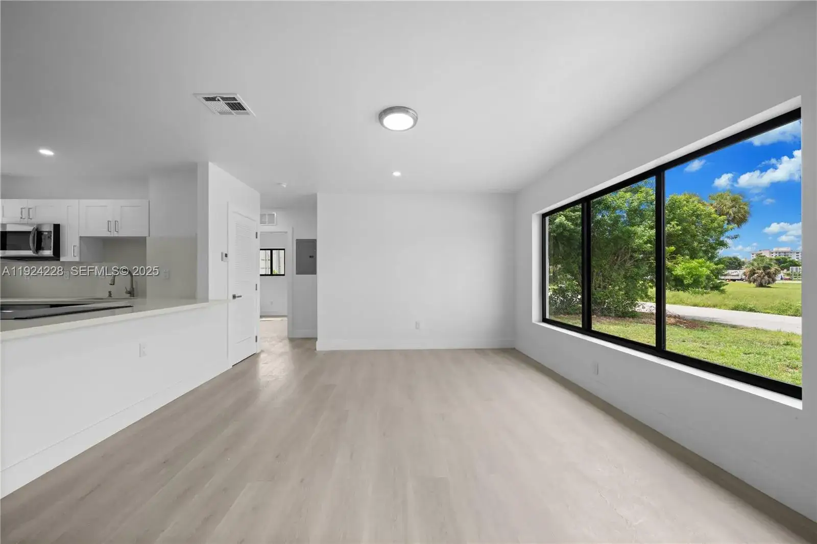 6 bedroom 3 bath Residential for sale at 2983 NW 1st St, Pompano Beach FL 33069