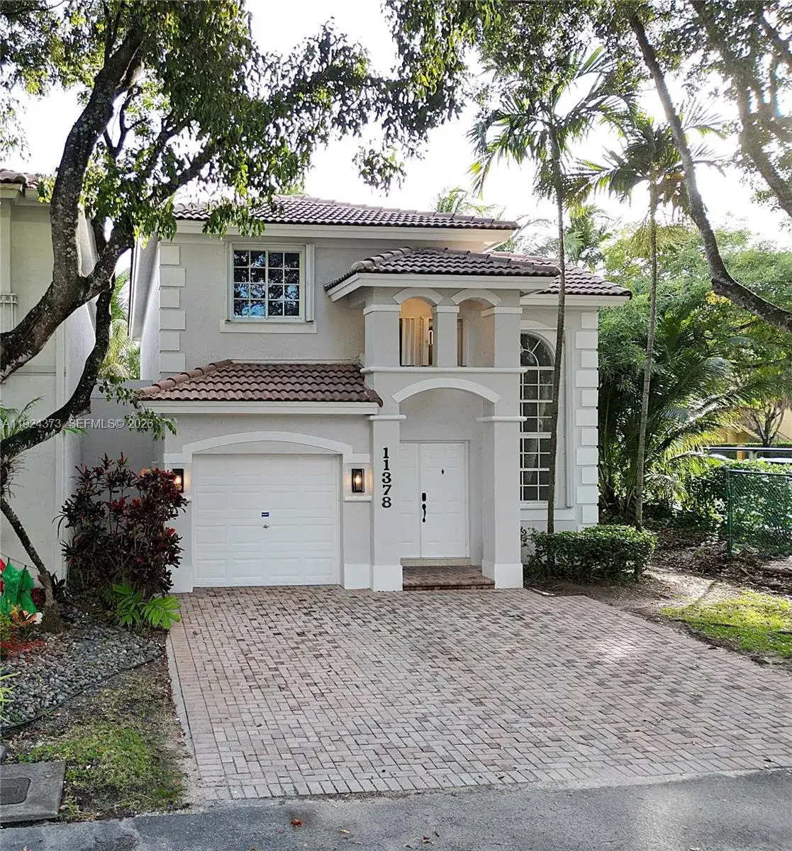 3 bedroom 2 bath Residential for sale at 11378 NW 72nd Ter, Doral FL 33178