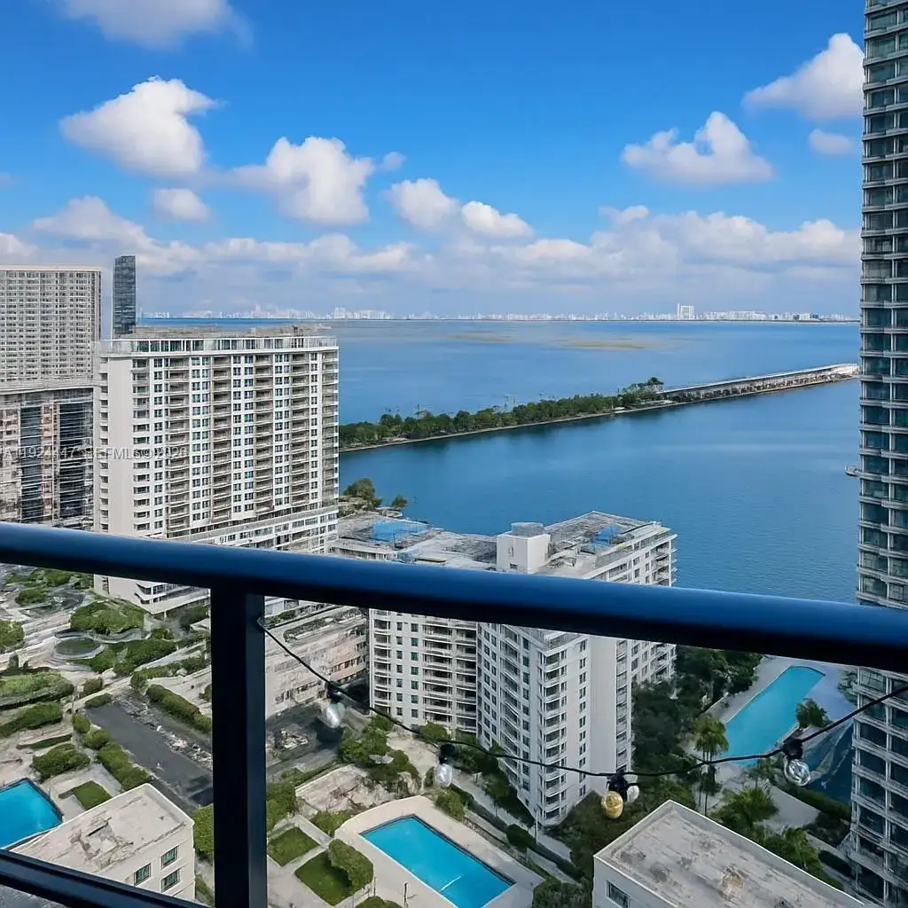 1 bedroom 1 bath Residential for sale at 501 NE 31st St # 2902, Miami FL 33137