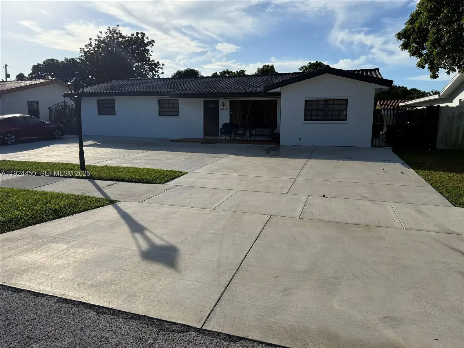 5 bedroom 4 bath Residential for sale at 10812 SW 33rd St, Miami FL 33165