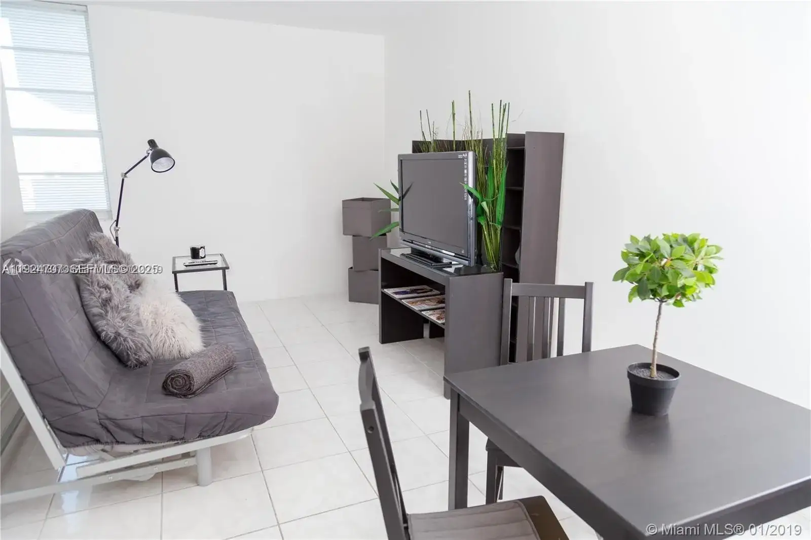 1 bedroom 1 bath Residential for sale at 100 LINCOLN RD # 1216, Miami Beach FL 33139