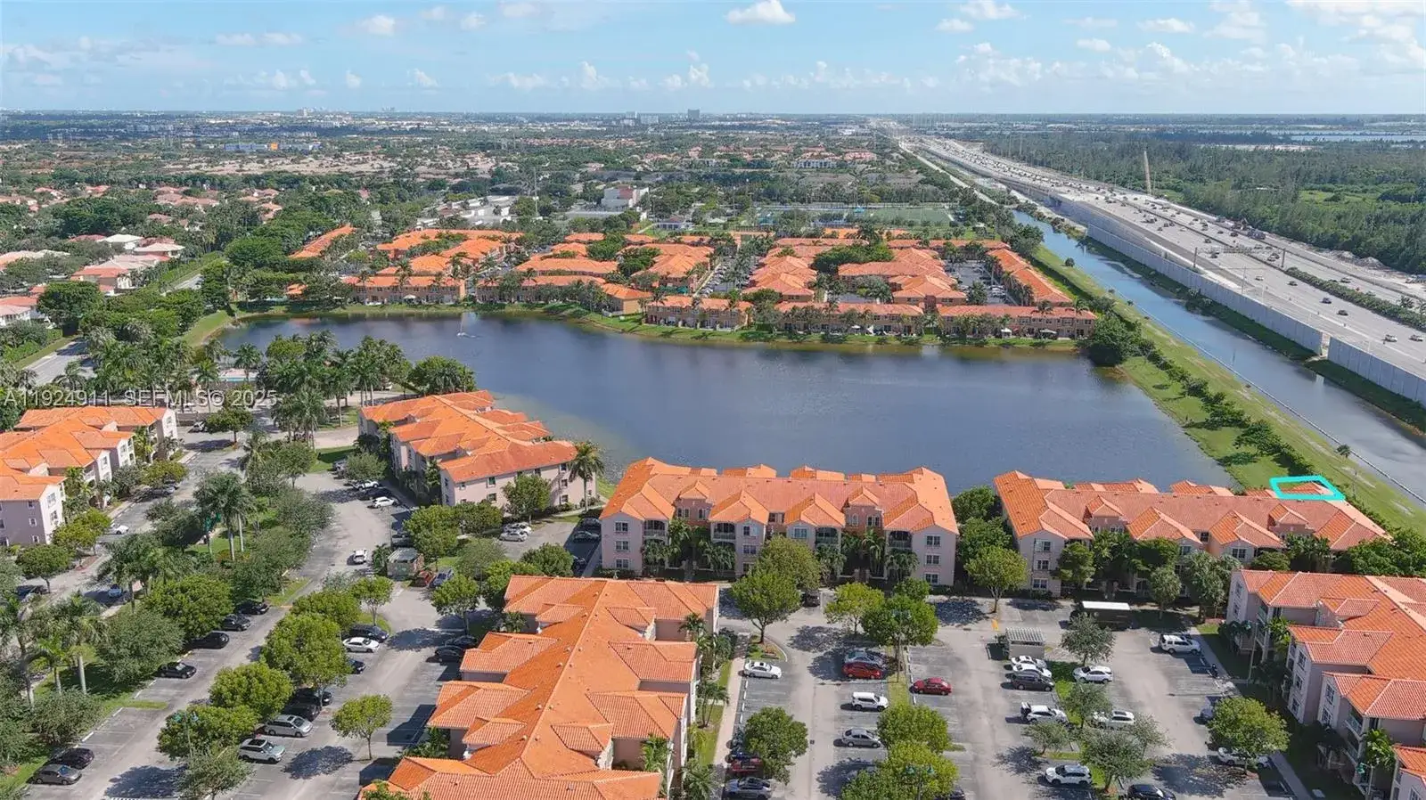 3 bedroom 2 bath Residential Lease for rent at 6380 NW 114th Ave # 335, Doral FL 33178