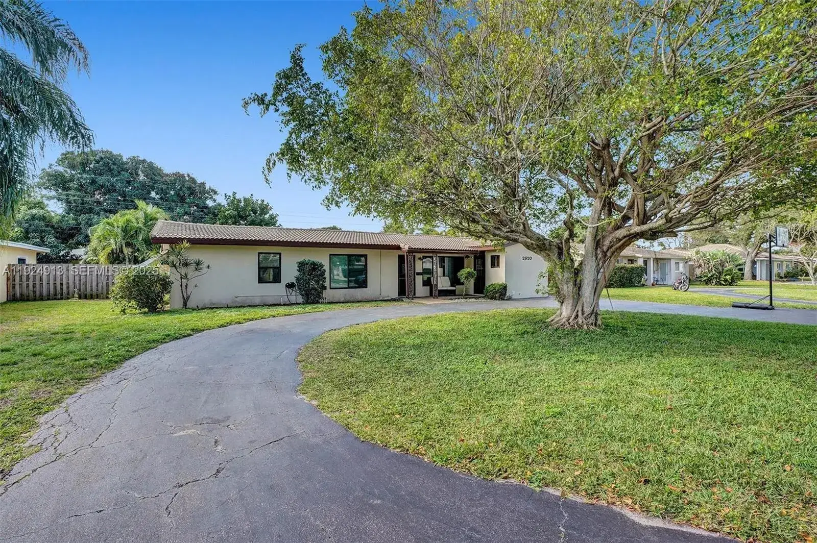 4 bedroom 3 bath Residential Lease for rent at 2620 NE 19th St, Pompano Beach FL 33062