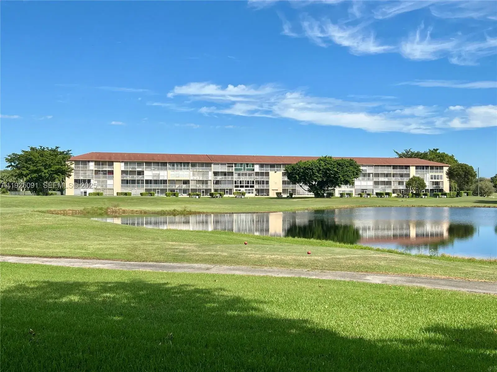 1 bedroom 1 bath Residential for sale at 13550 SW 6th Ct # 109A, Pembroke Pines FL 33027